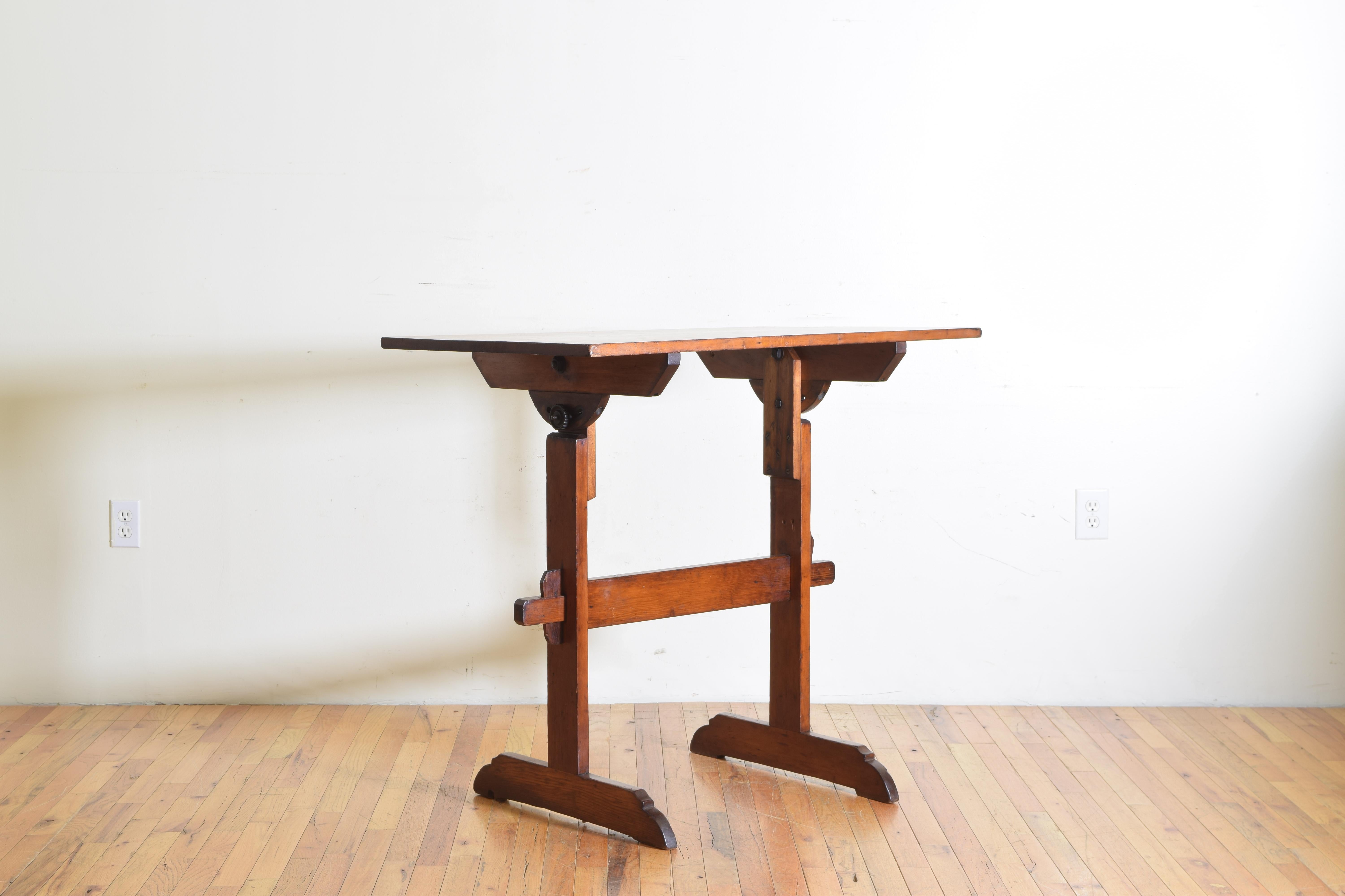 20th Century French Pinewood Adjustable Drafting Table or Desk, circa 1900