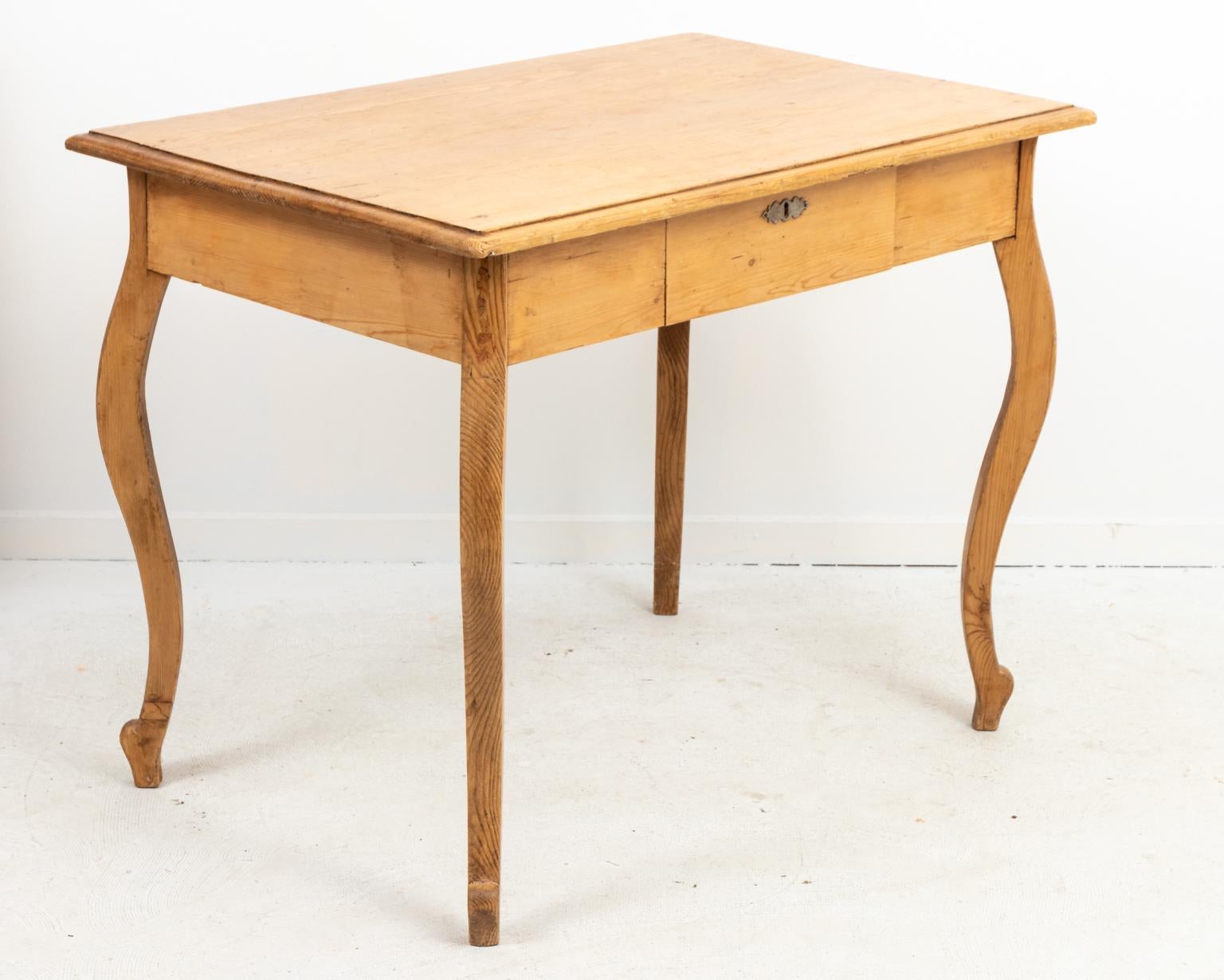 French Pinewood Table For Sale 2