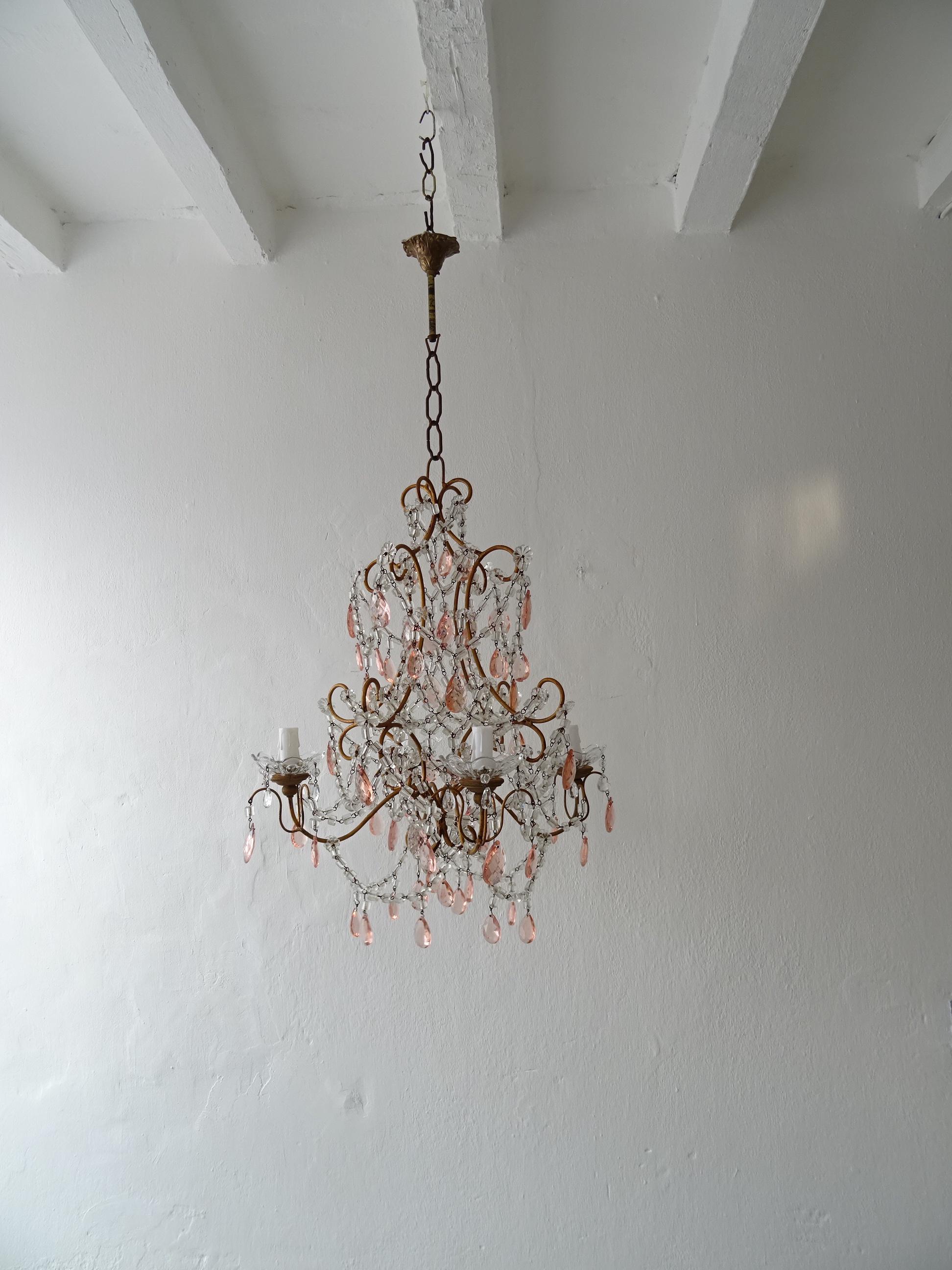 French Pink Crystal Prisms & Swags Giltwood Chandelier, circa 1920 For Sale 6