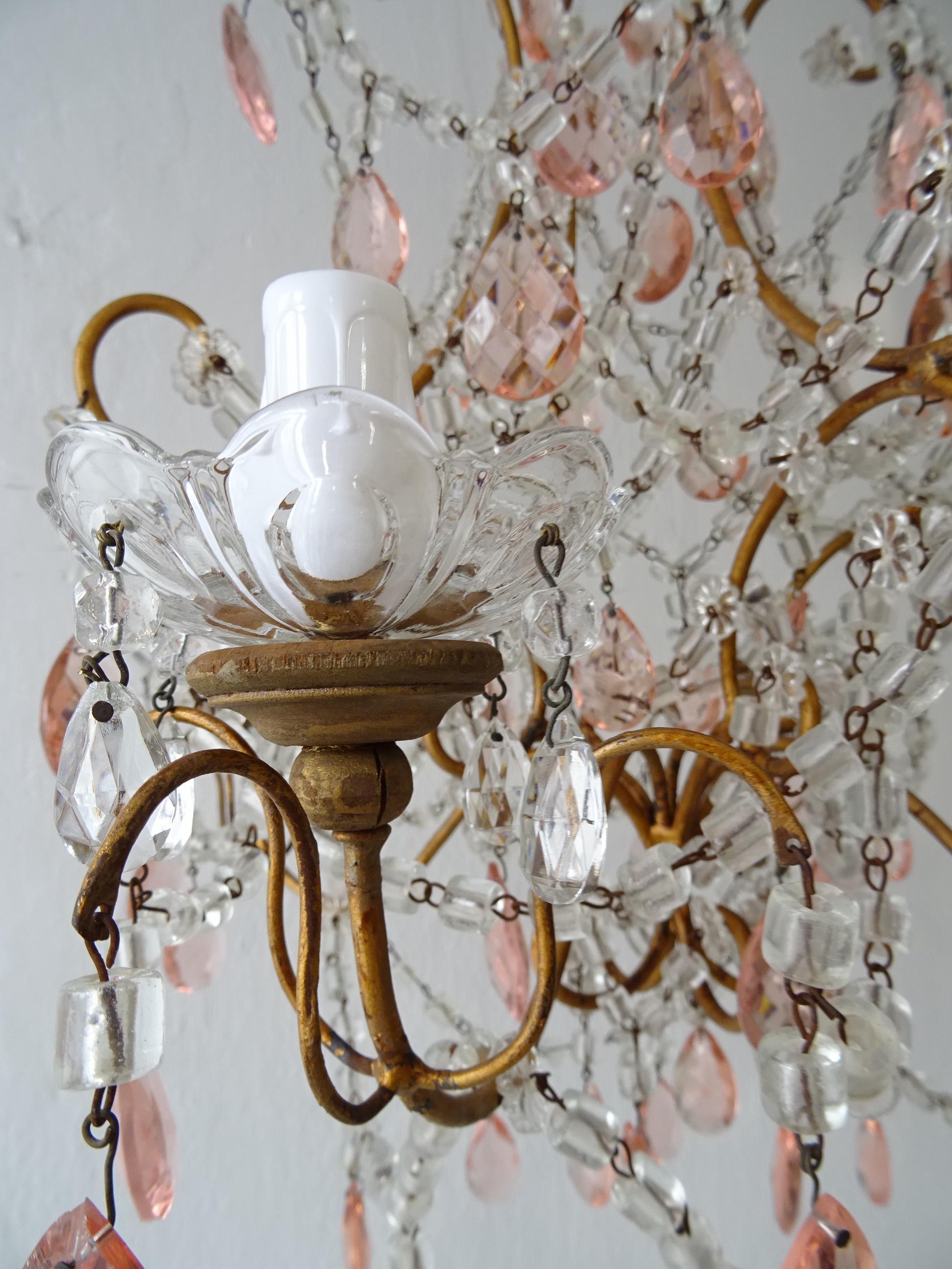 French Pink Crystal Prisms & Swags Giltwood Chandelier, circa 1920 For Sale 4
