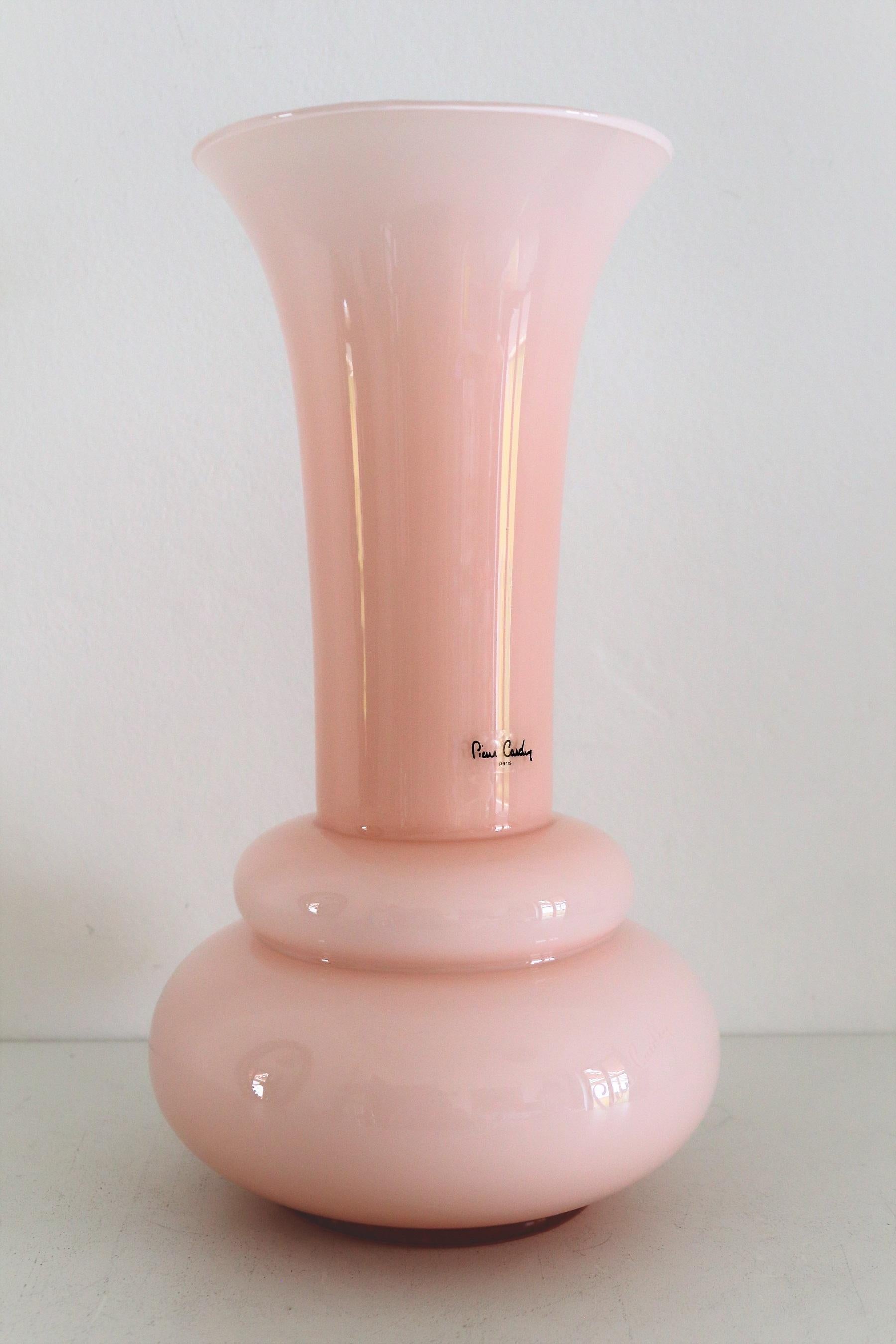 French Pierre Cardin Pink Flower Glass Vase, Signed, 1980s For Sale 3