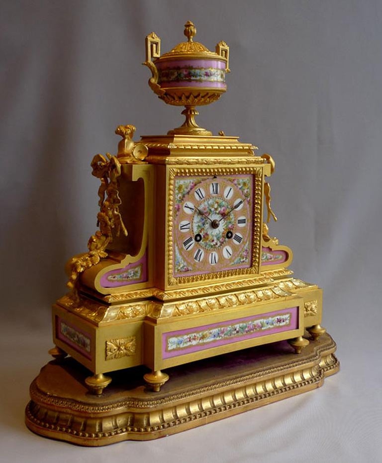 French Pink Porcelain and Ormolu Mantel Clock For Sale 2