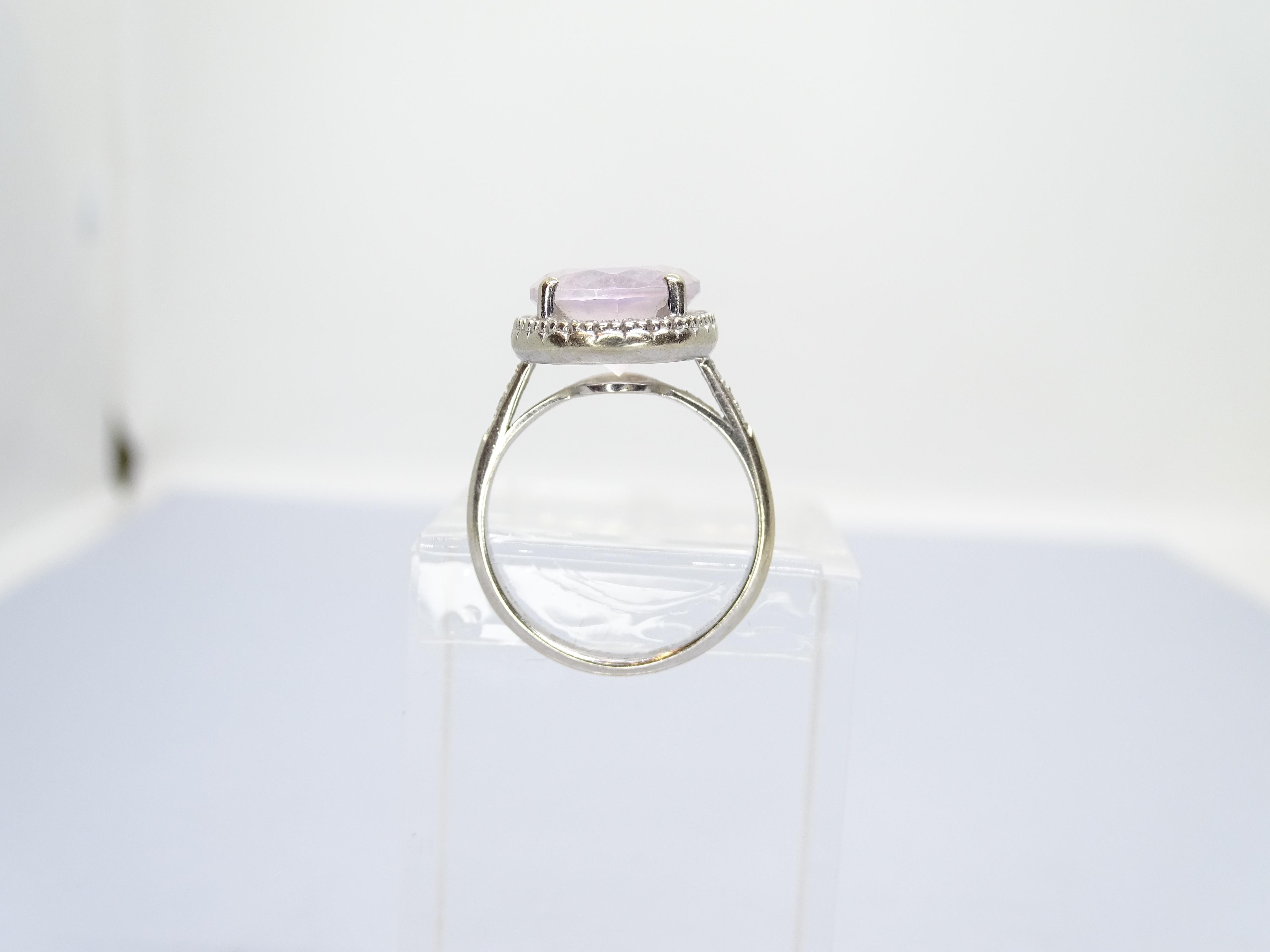 French pink Ring amethyst  diamonds 0.31 Ct. 18K white gold, Maison Mauboussin For Sale 5