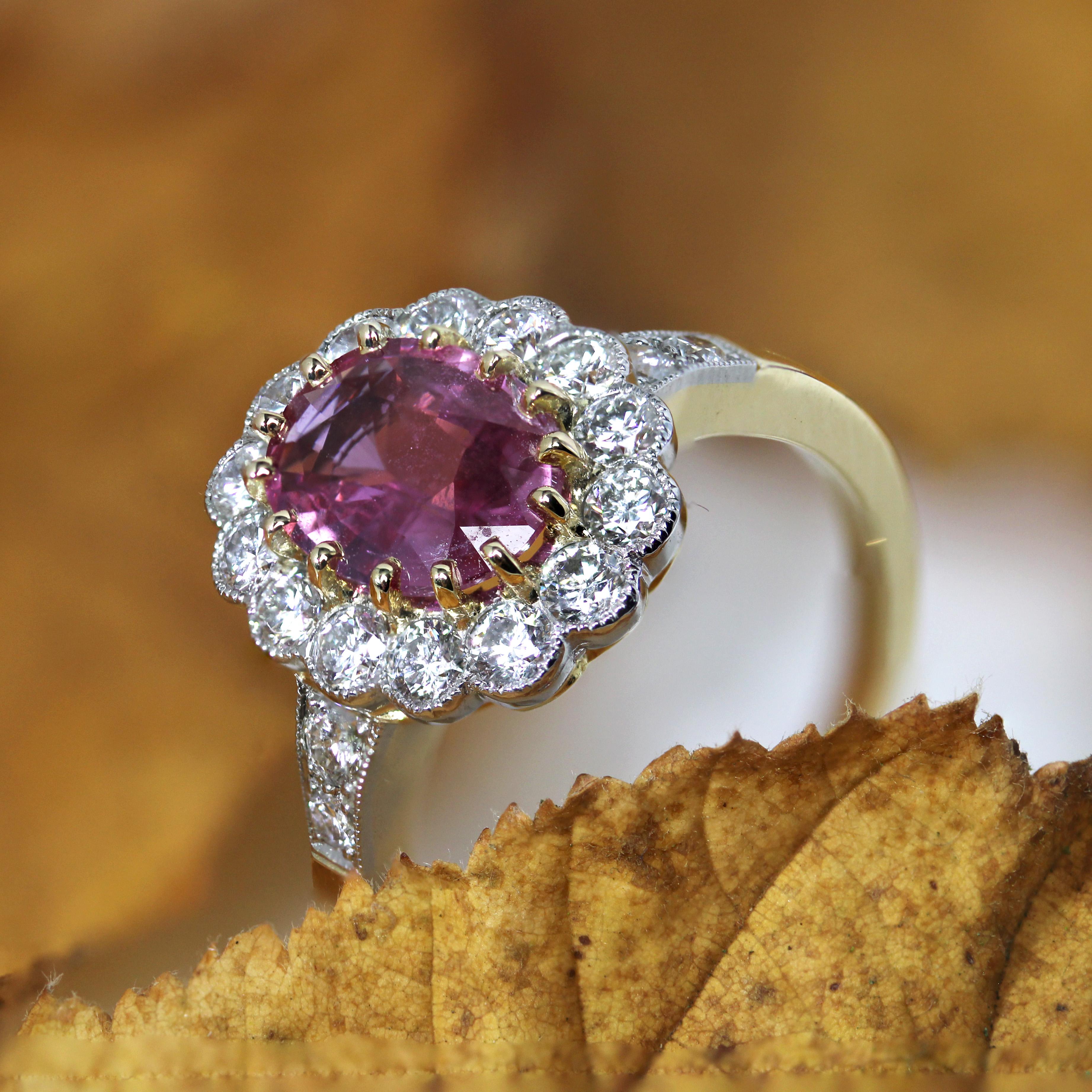 Bague marguerite française en or jaune 18 carats, saphir rose et diamants en vente 8