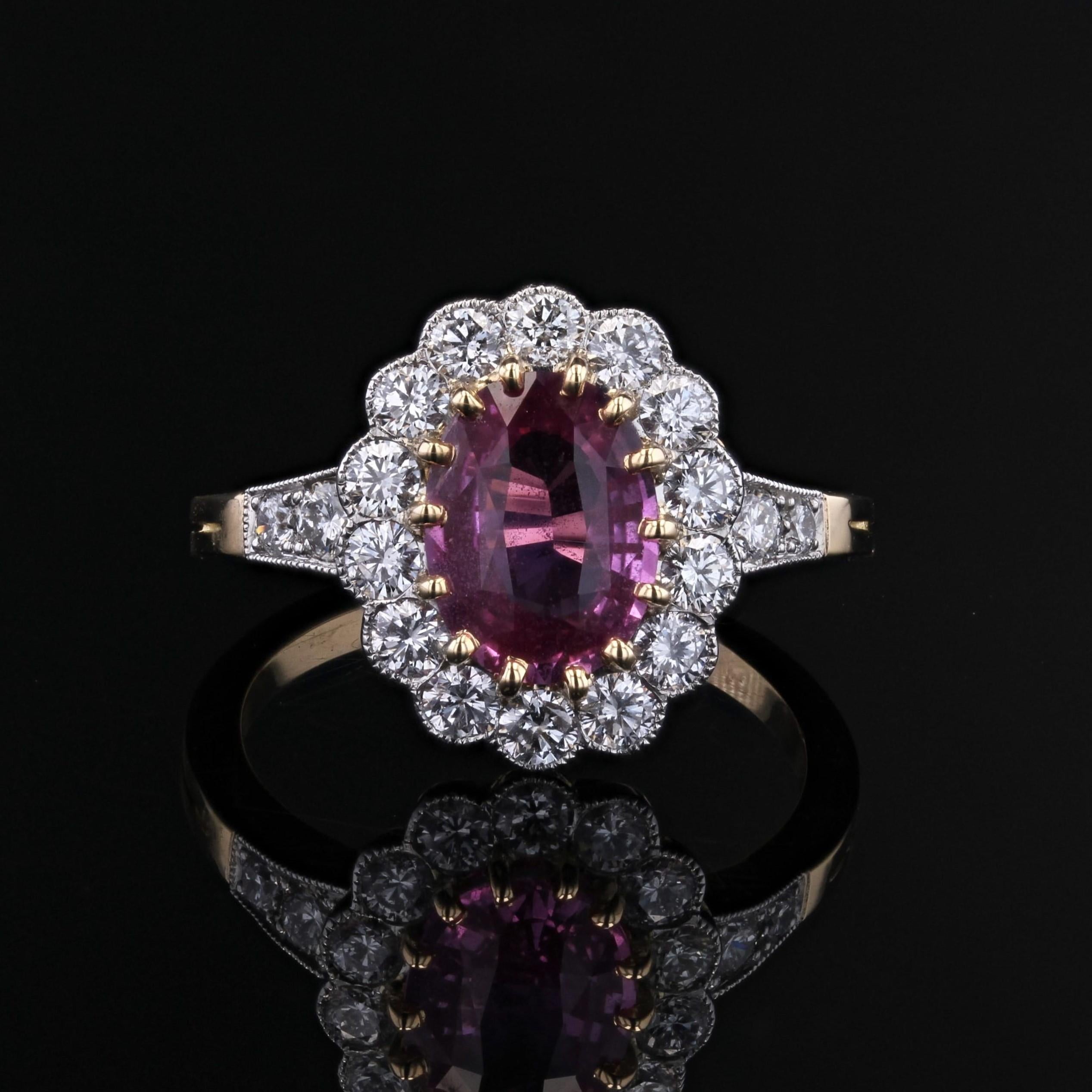 Bague marguerite française en or jaune 18 carats, saphir rose et diamants Bon état - En vente à Poitiers, FR