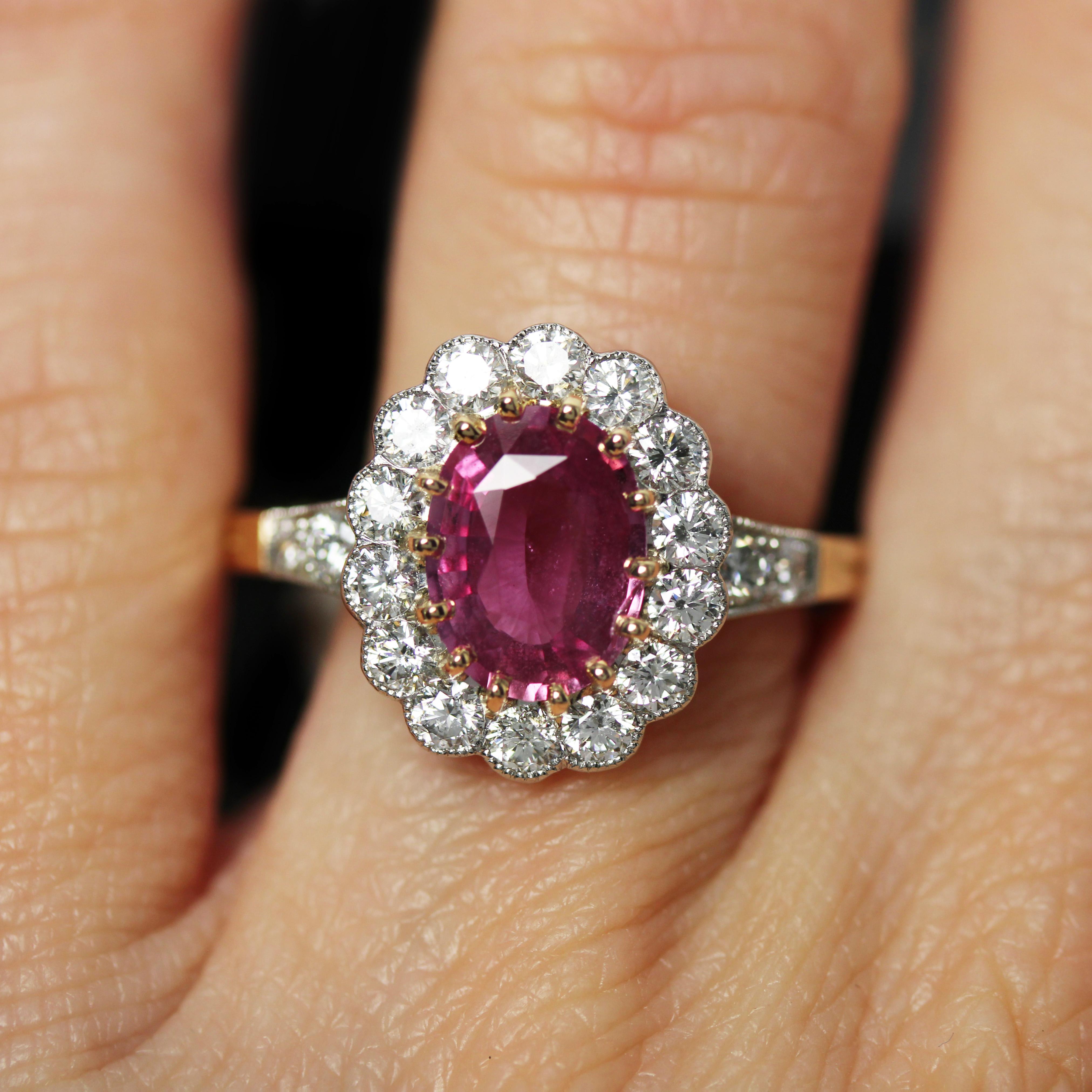 Bague marguerite française en or jaune 18 carats, saphir rose et diamants Pour femmes en vente