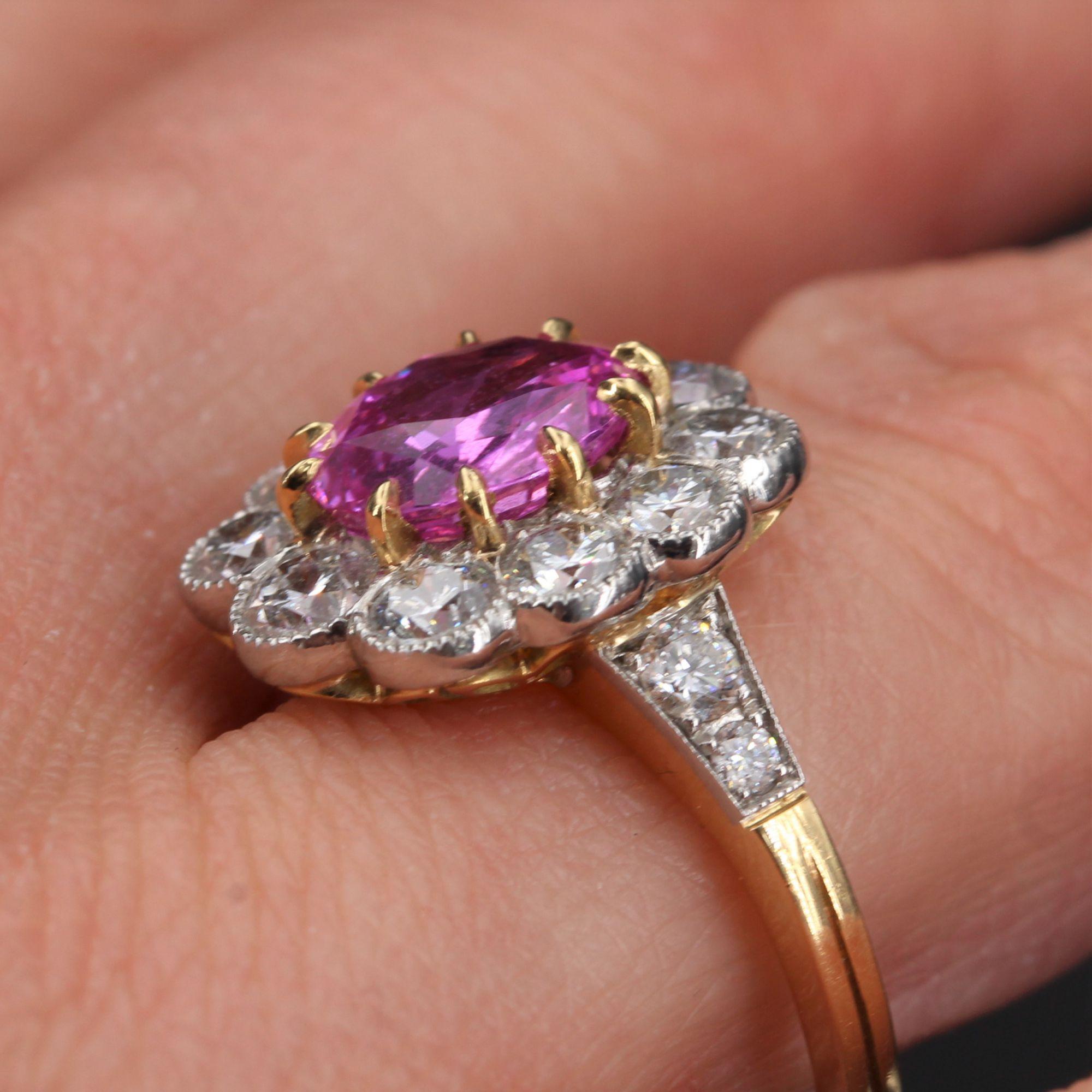 Women's French Pink Sapphire Diamonds 18 Karat Yellow Gold Platinum Daisy Ring