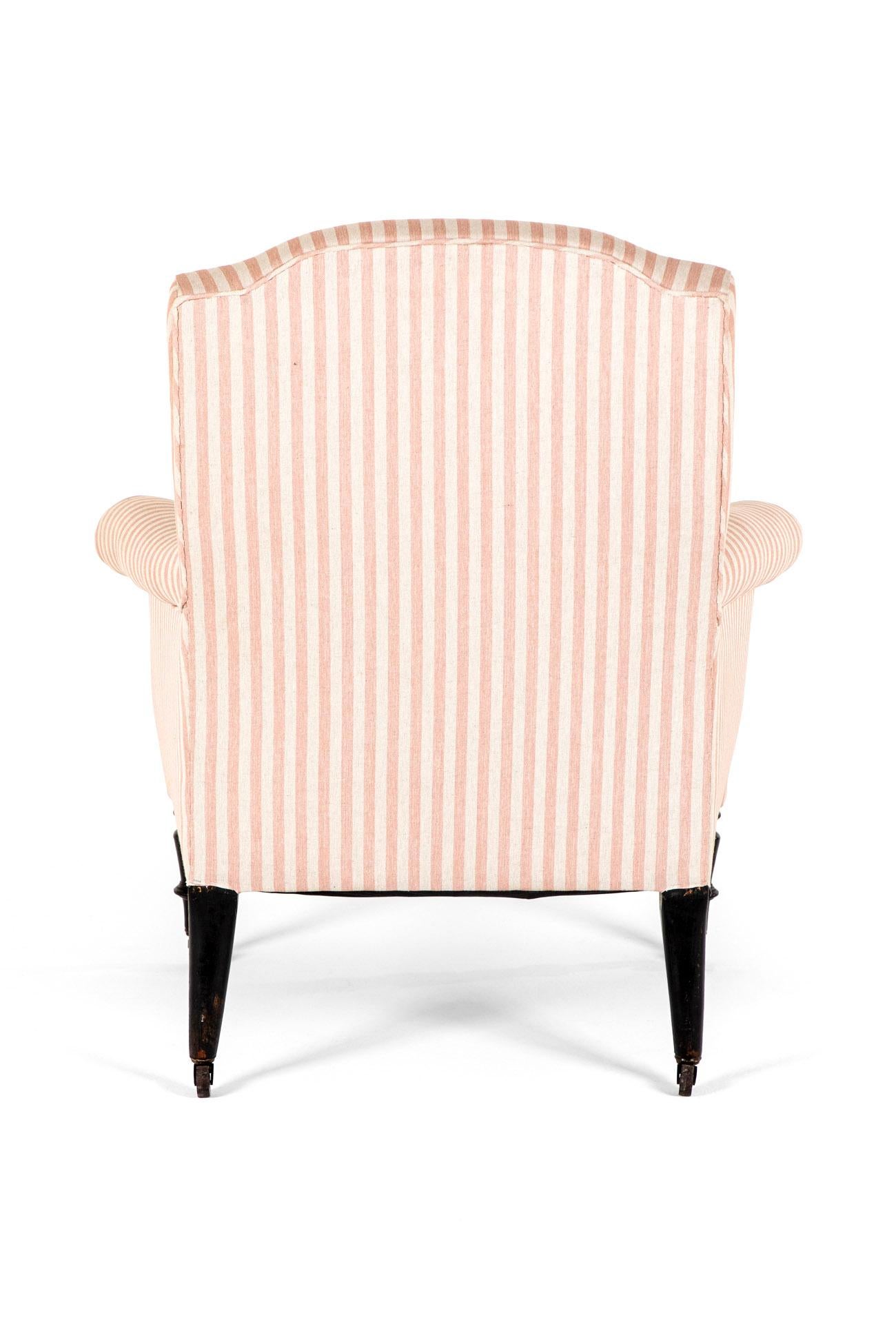 Sillón francés de lino rosa a rayas Tallado a mano en venta