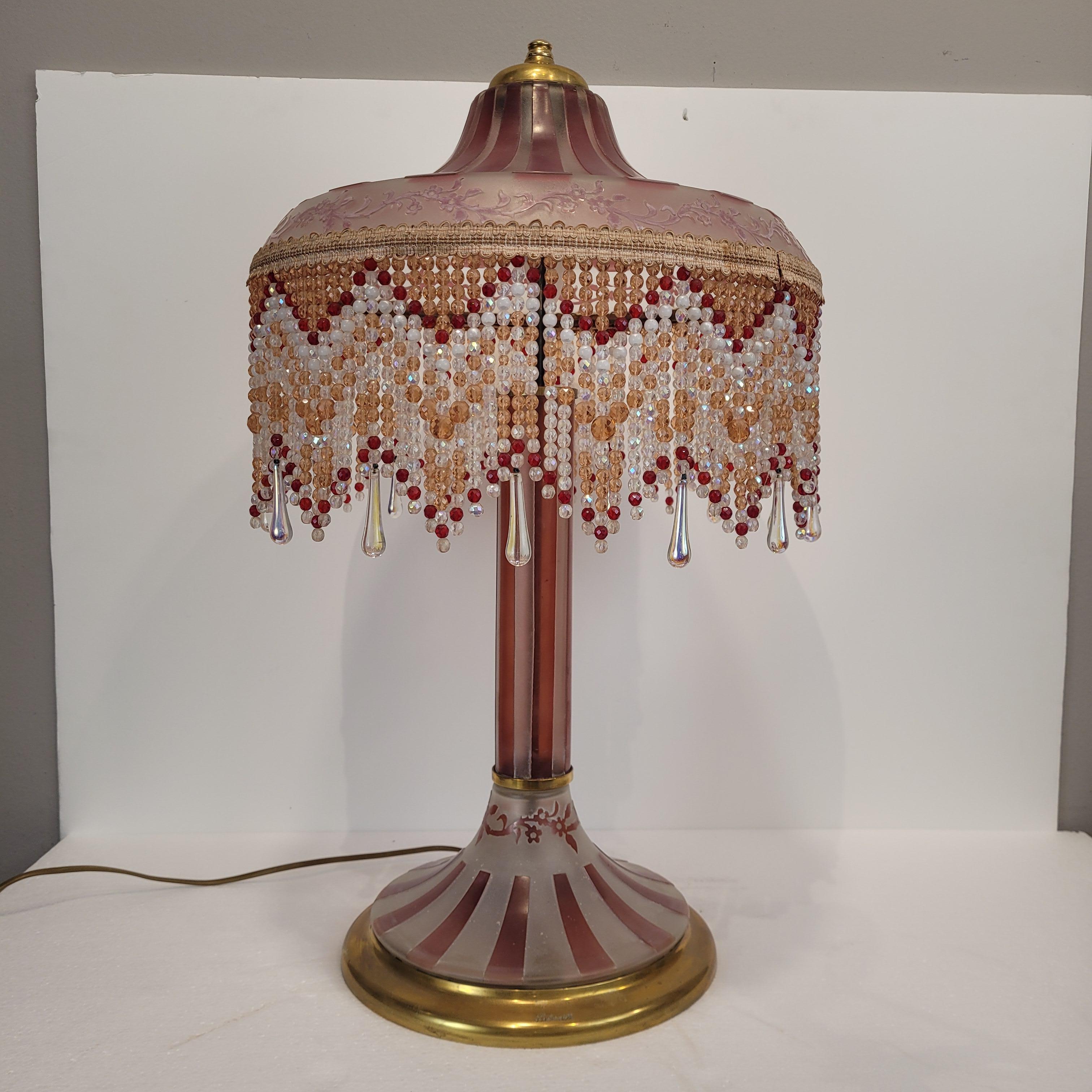 French Pink Vintage Suberville table lamp, Art Nouveau style, etched glass For Sale 5