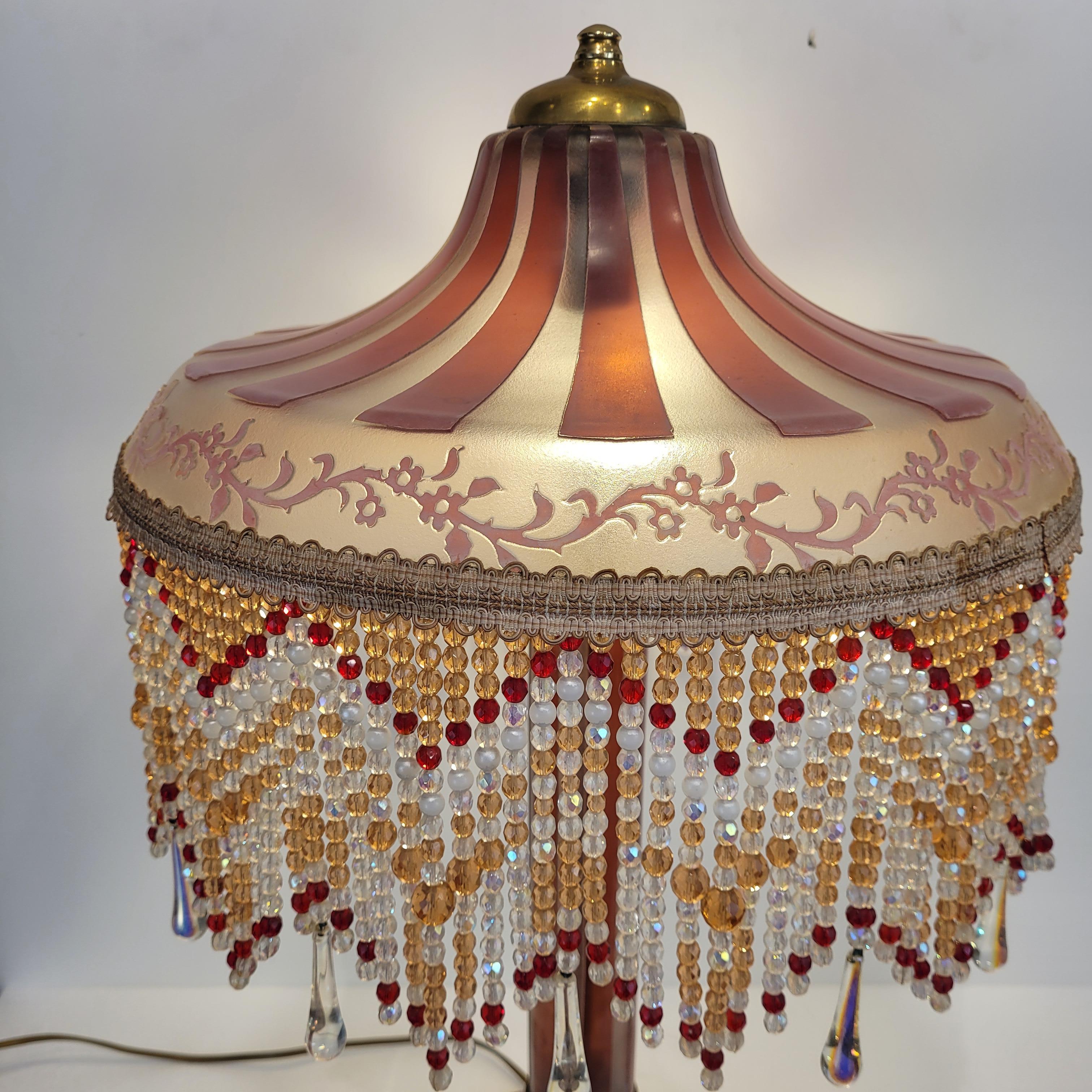 French Pink Vintage Suberville table lamp, Art Nouveau style, etched glass For Sale 1
