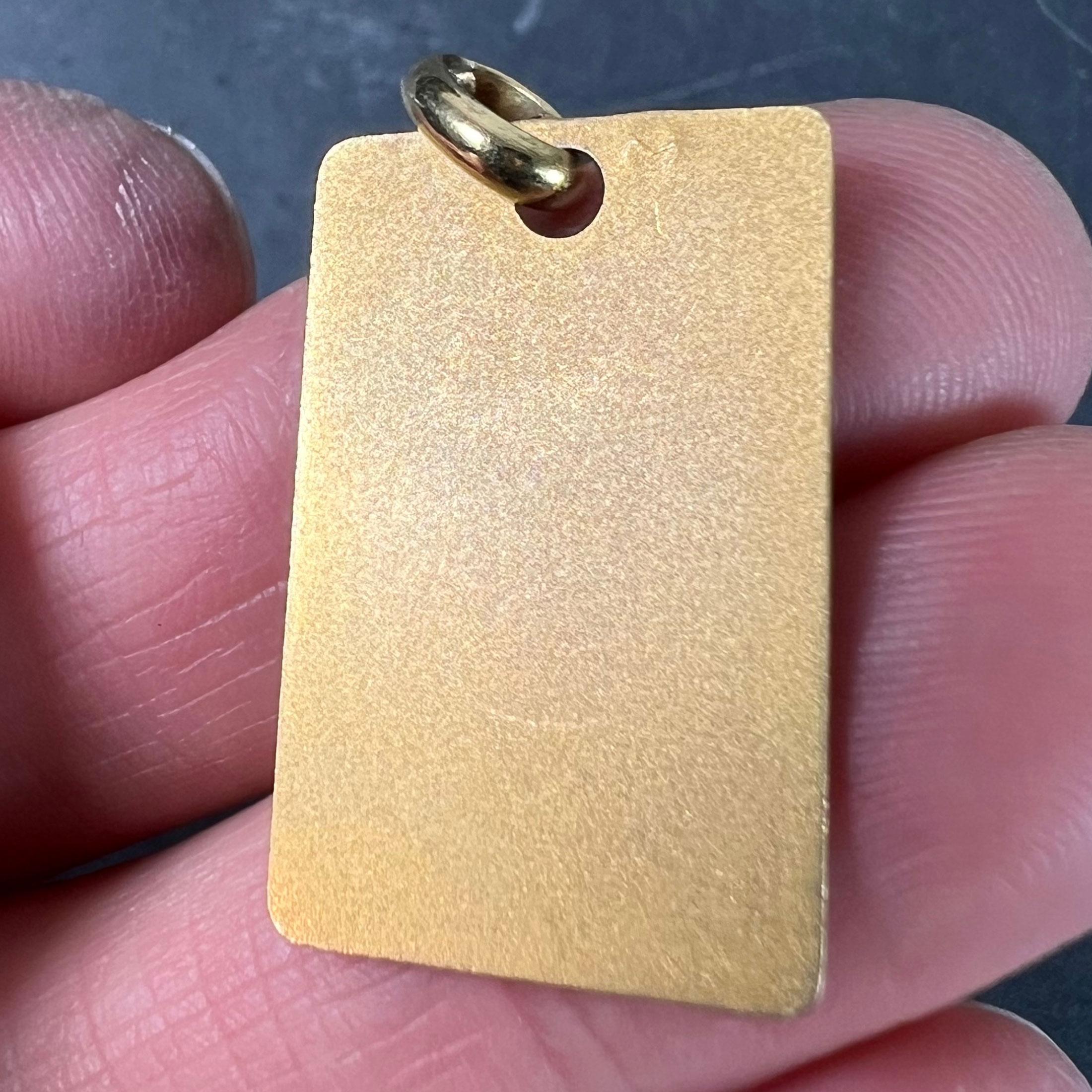 French Pisces Starsign Zodiac 18K Yellow Gold Charm Medal Pendant For Sale 4