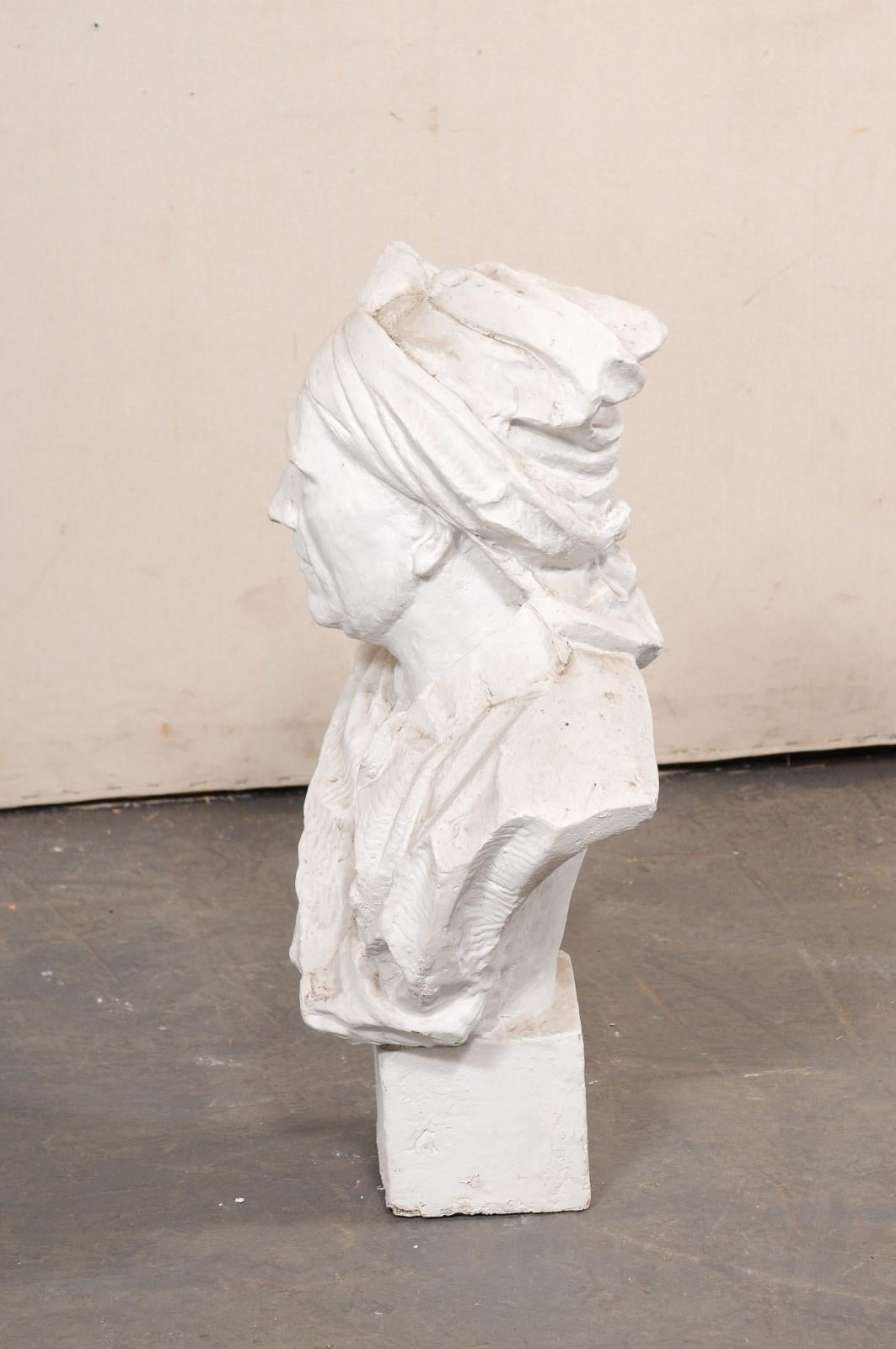 Busto in gesso francese di Nicolas Coustou, alto 20