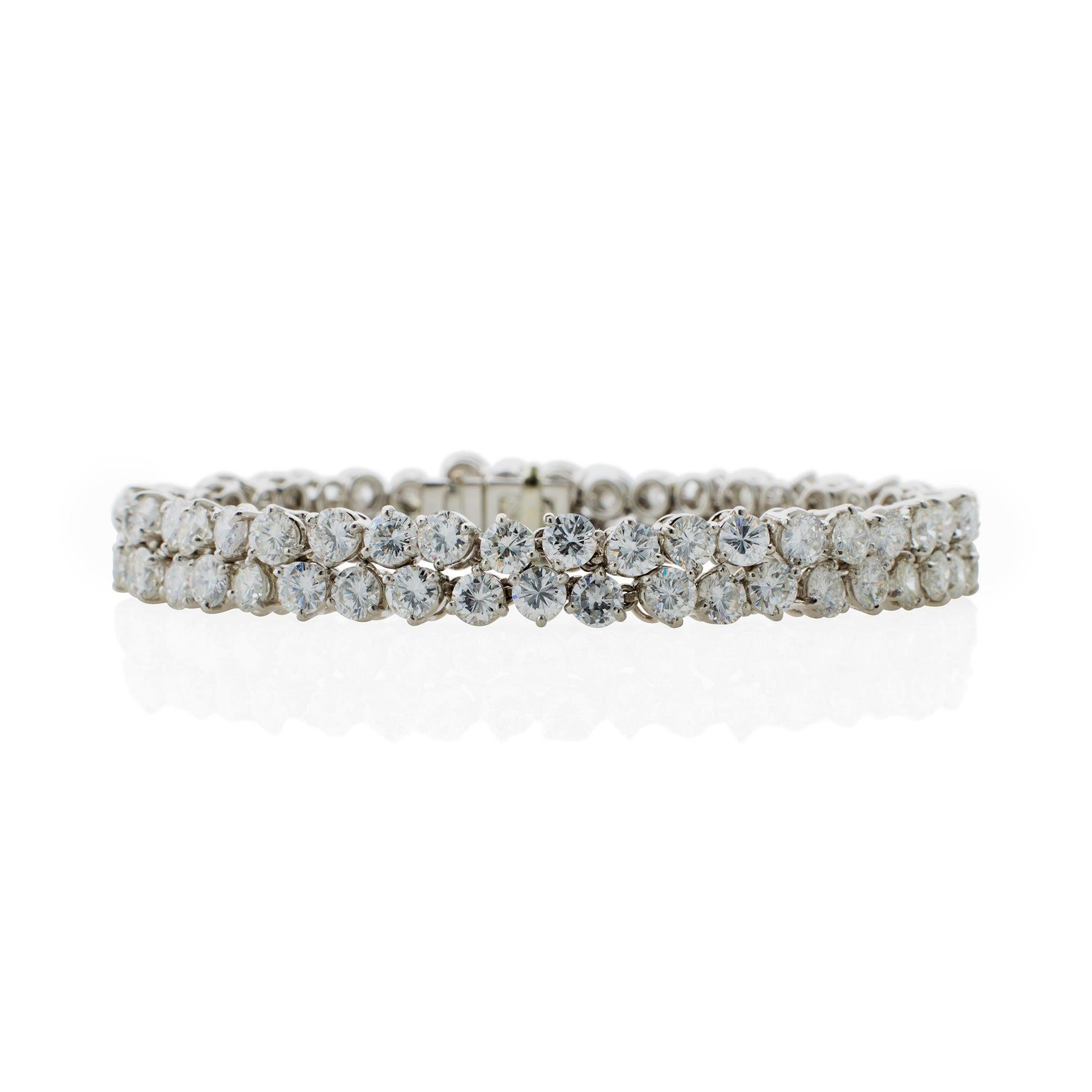 Taglio brillante Bracciale francese in platino e diamanti a doppia linea, Bijouterie Bouchet in vendita