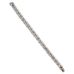 Bracelet double ligne en platine et diamants, Bijouterie Bouchet