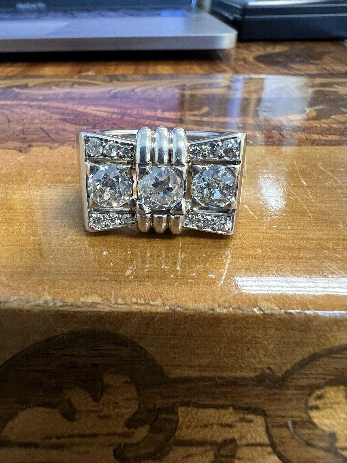 FRENCH Platinum & Diamond Three Stone Tank Ring Circa 1940s In Excellent Condition For Sale In Beverly Hills, CA