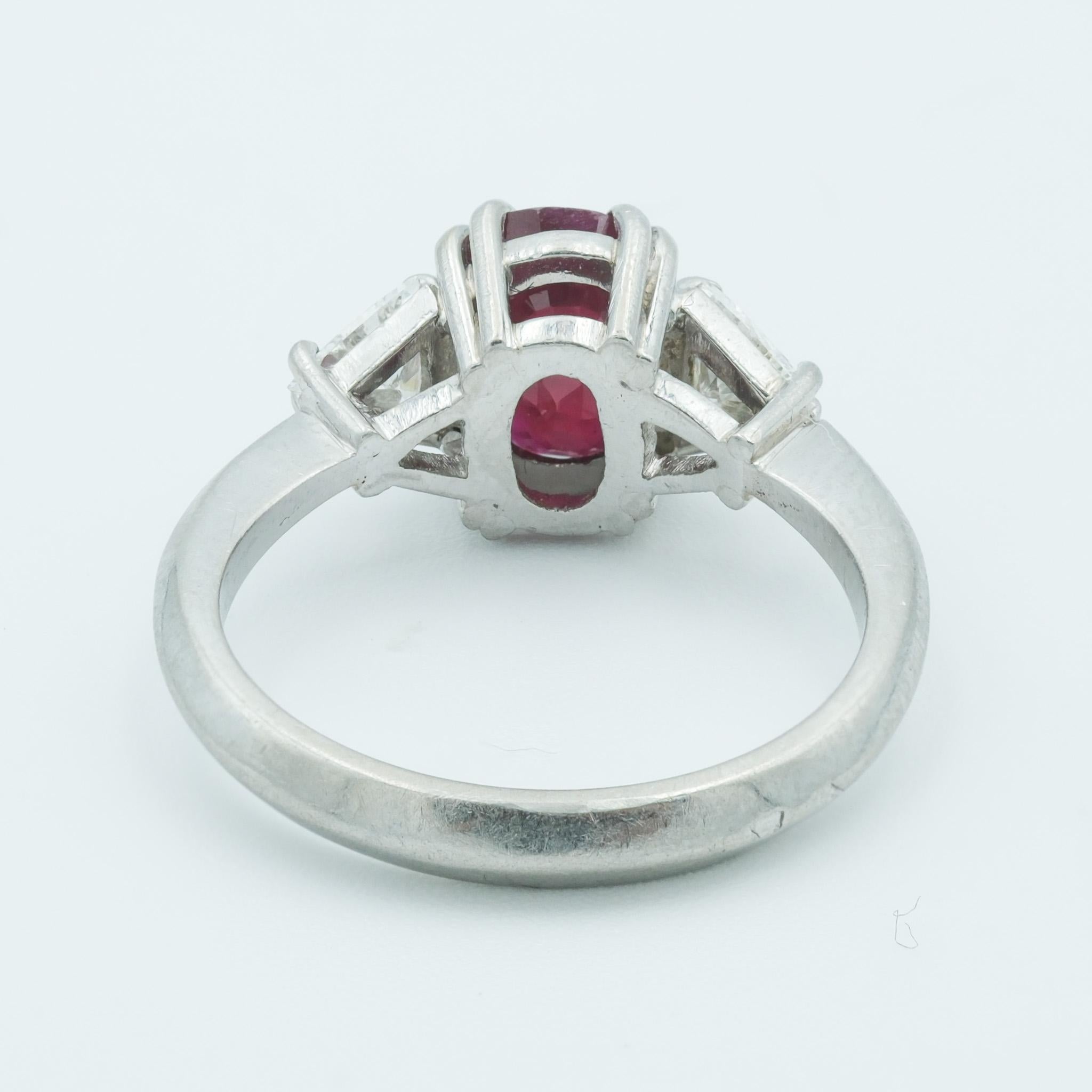 Round Cut French Platinum Mounted Burma Heated Ruby 1.3 Carat With Diamonds For Sale
