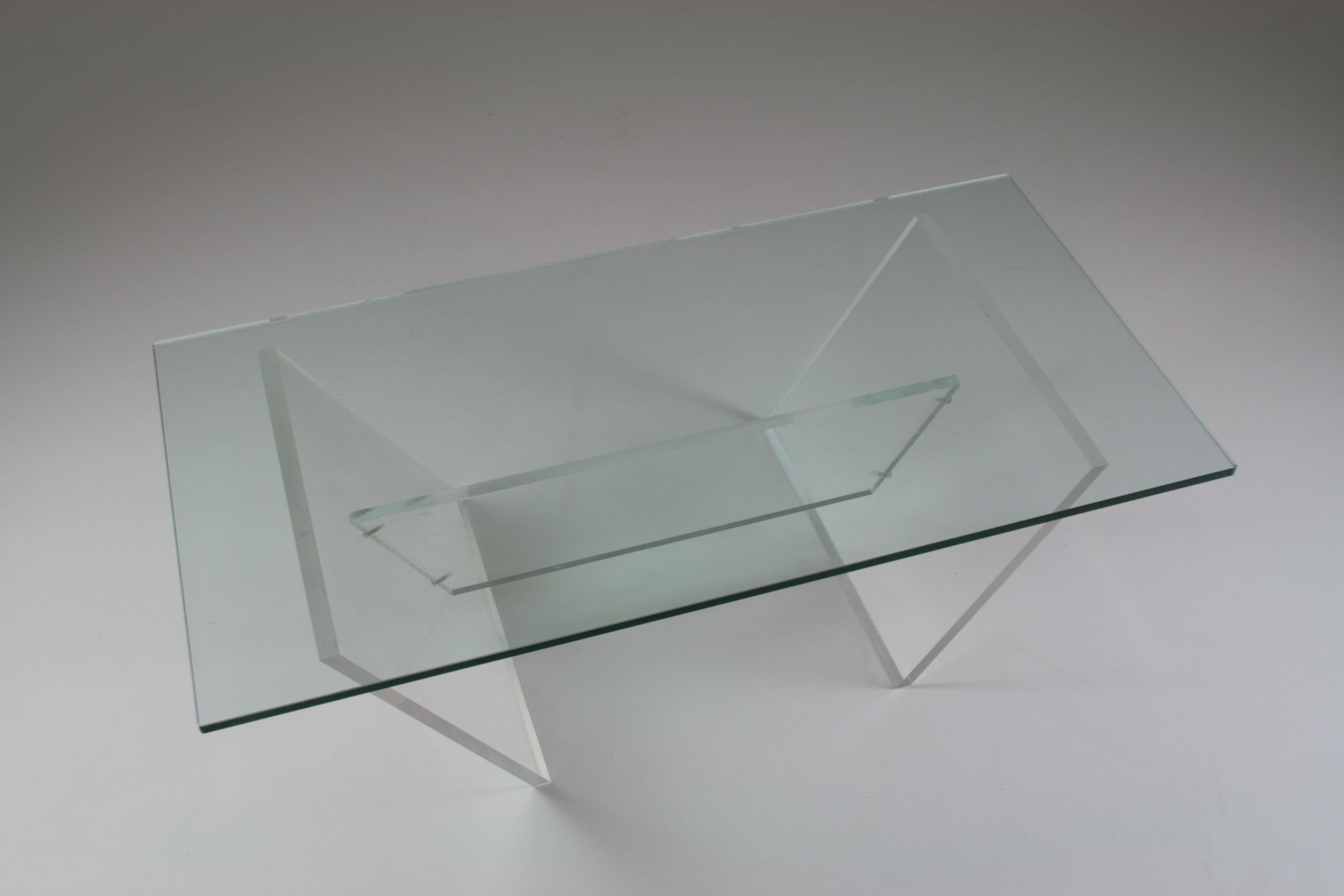 20th Century French Plexiglass and Glass Coffee Table, 1980s For Sale