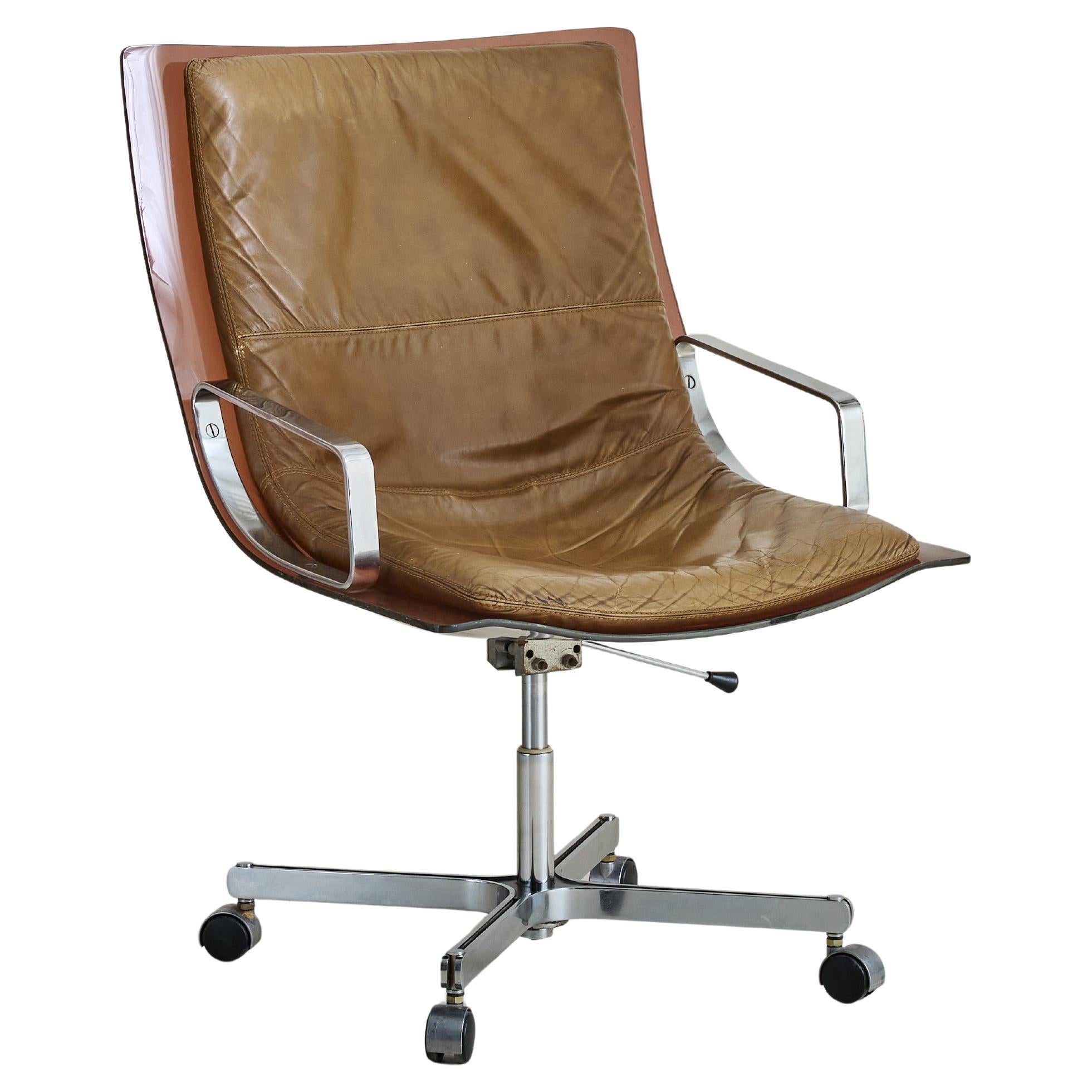 French Plexiglass Desk Chair with Leather Cushion Attributed Apelbaum, 1960s For Sale