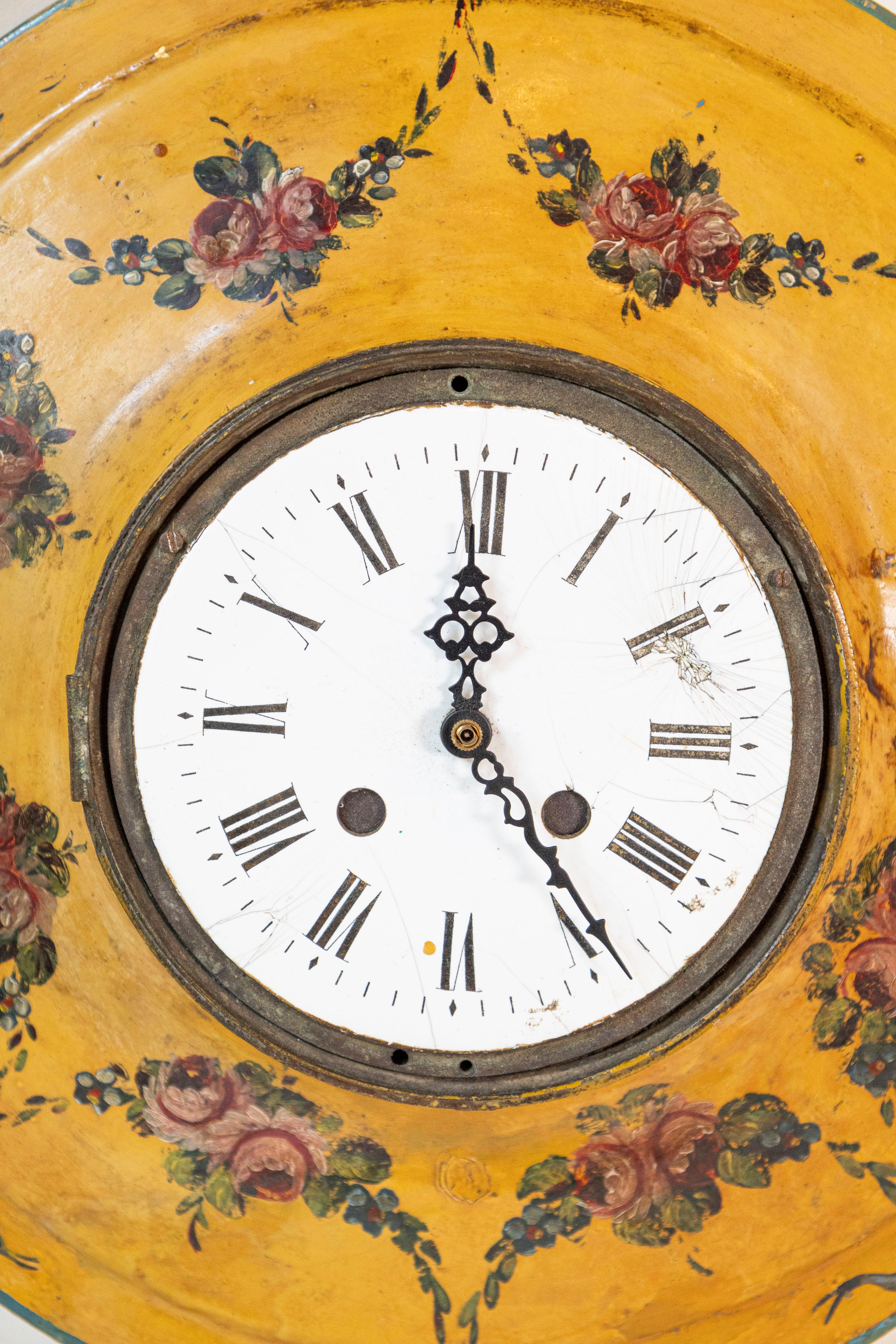 French Pocket-Watch Shaped Wall Hanging Tôle Clock with Floral Décor, circa 1800 1