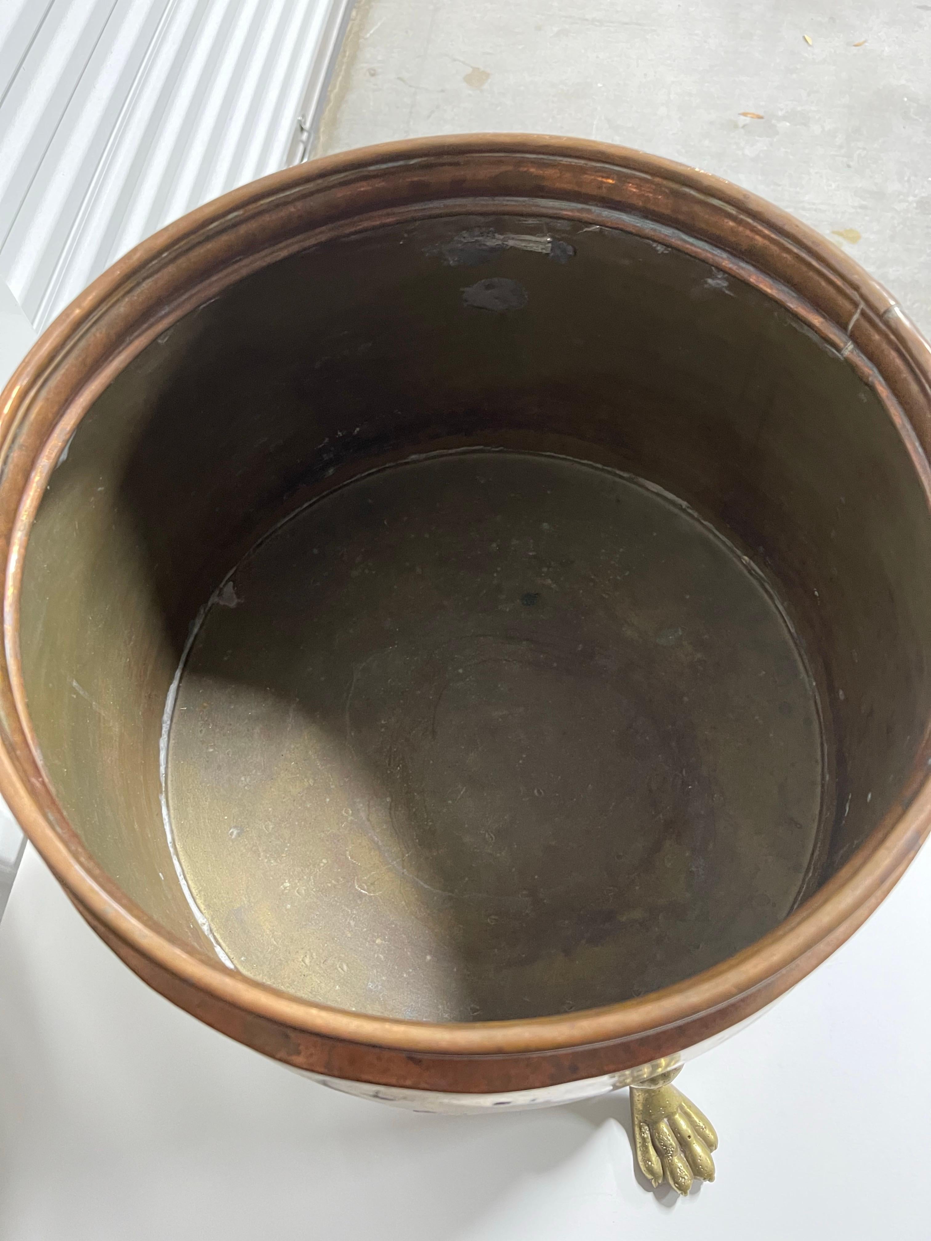 French Polished Brass and Copper Jardiniere or Planter on Feet, 19th Century