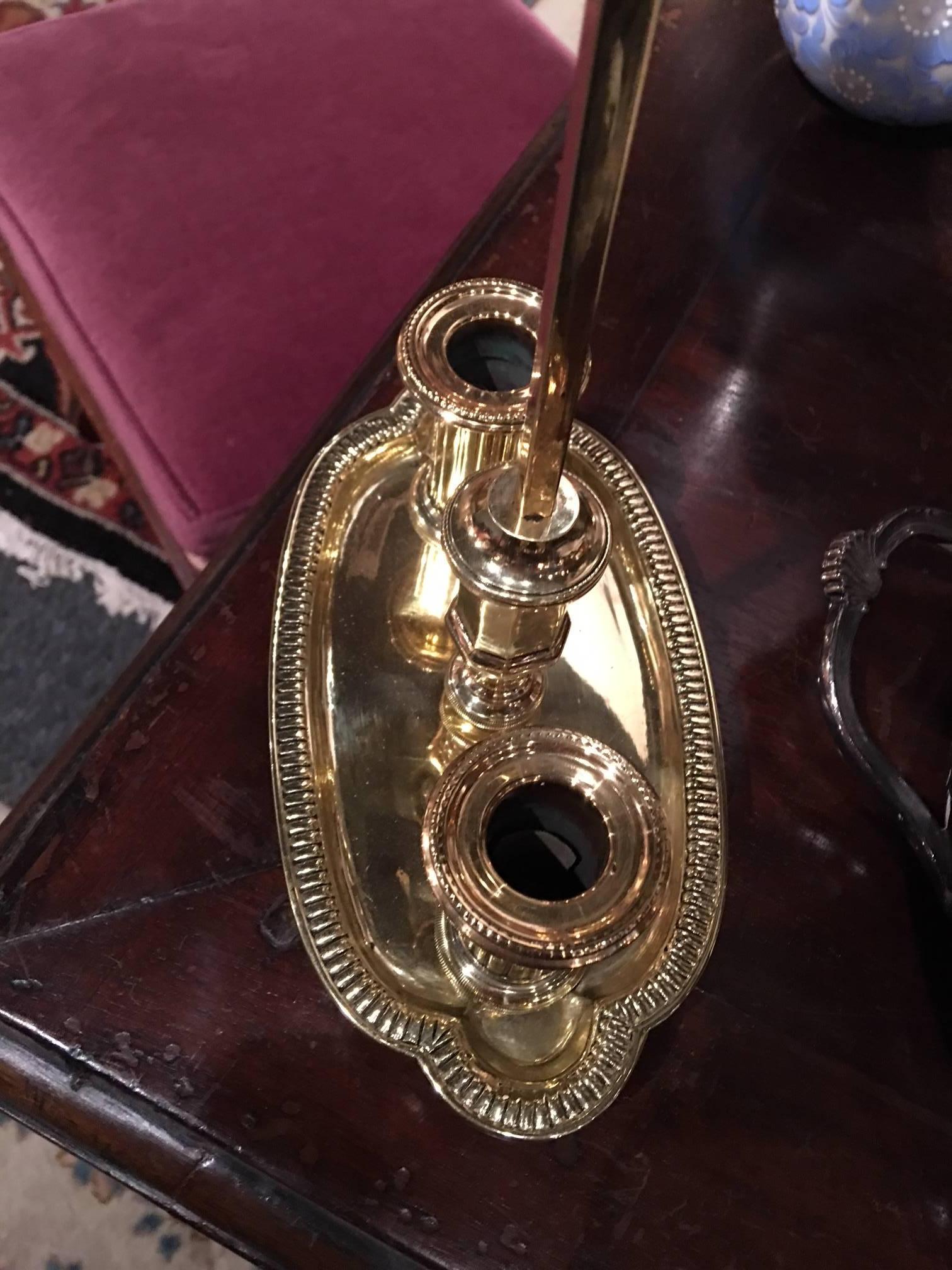 Lampe bouillotte française en laiton poli avec abat-jour en métal, XIXe siècle en vente 2