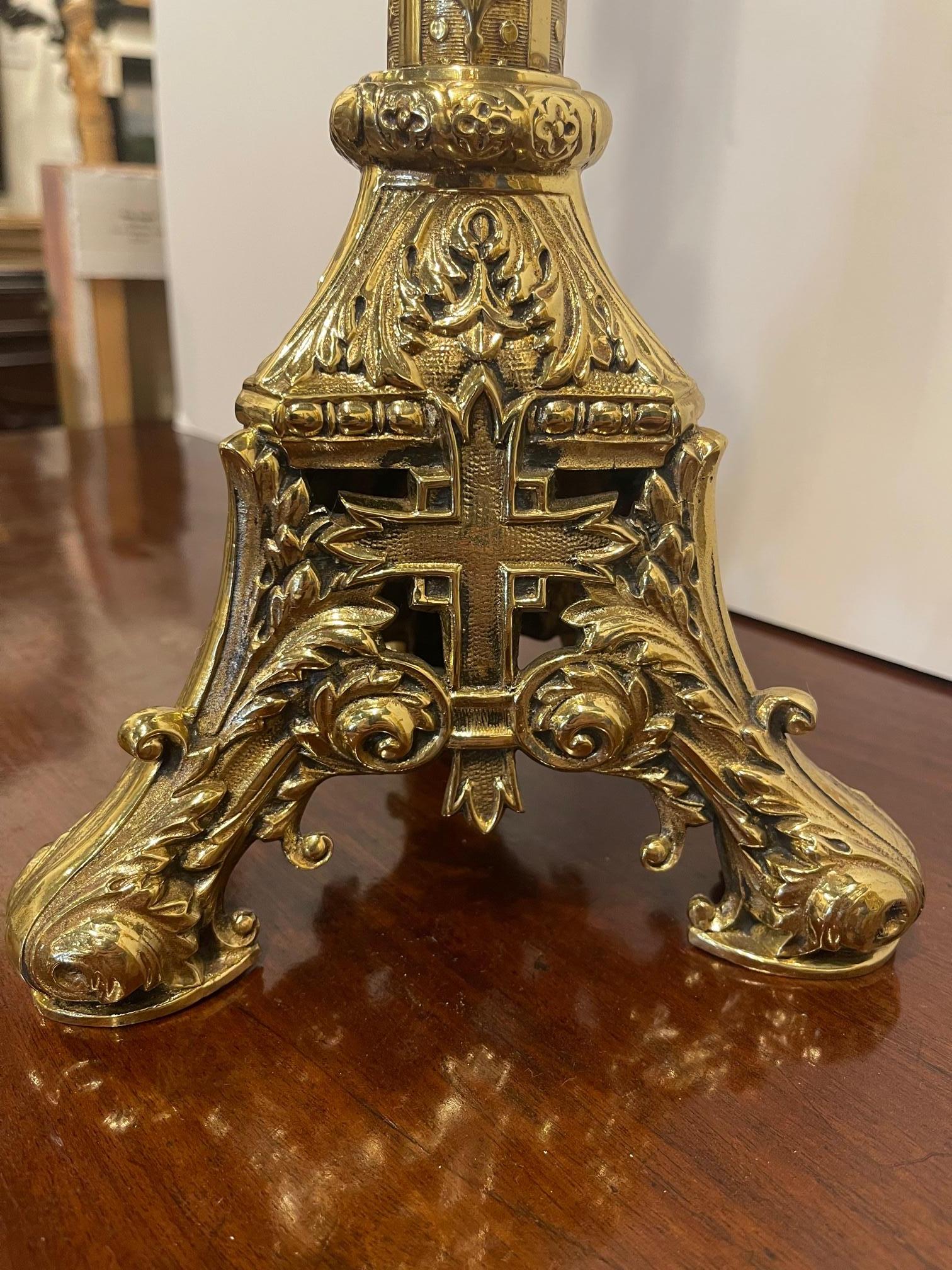 French Polished Brass Decorative Pricket or Candlestick, 19th Century For Sale 1