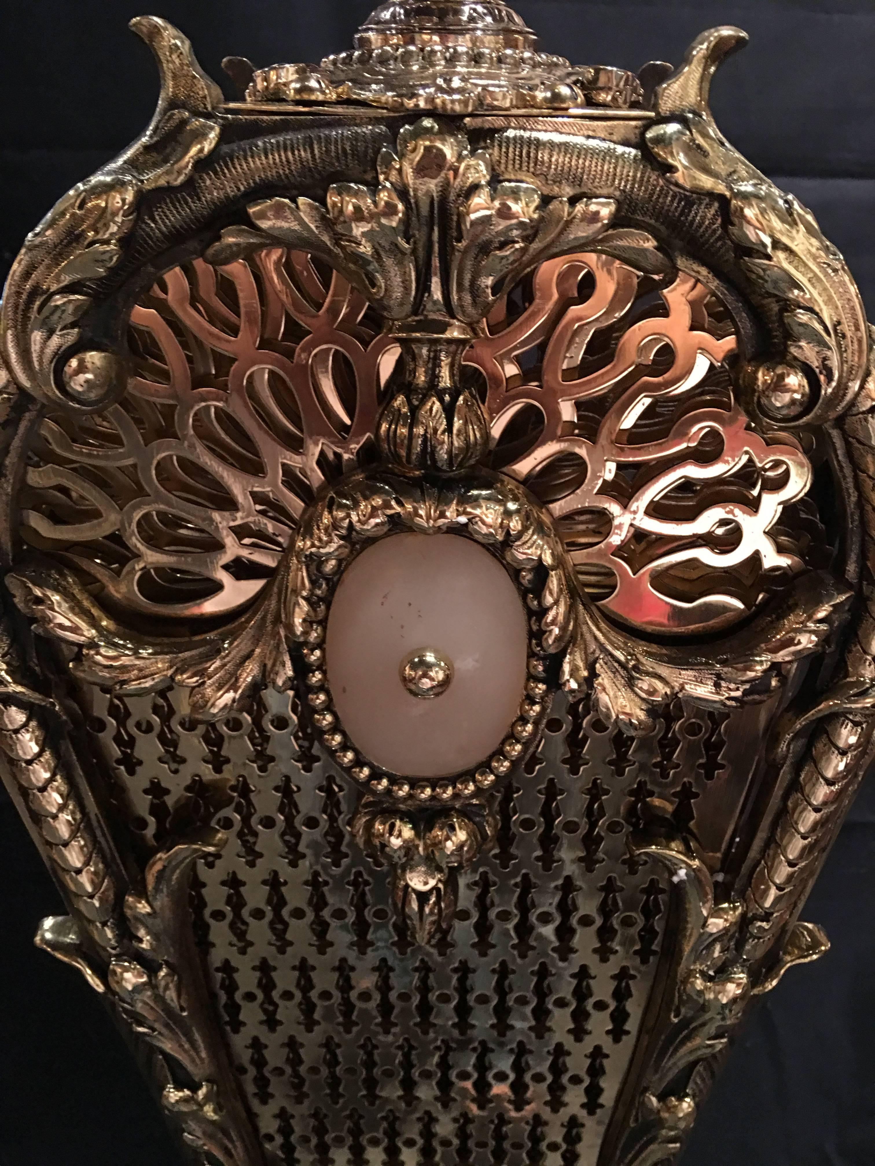 French Polished Brass Fan Fireplace Screen with a Mother-of-Pearl, 19th Century In Good Condition In Savannah, GA