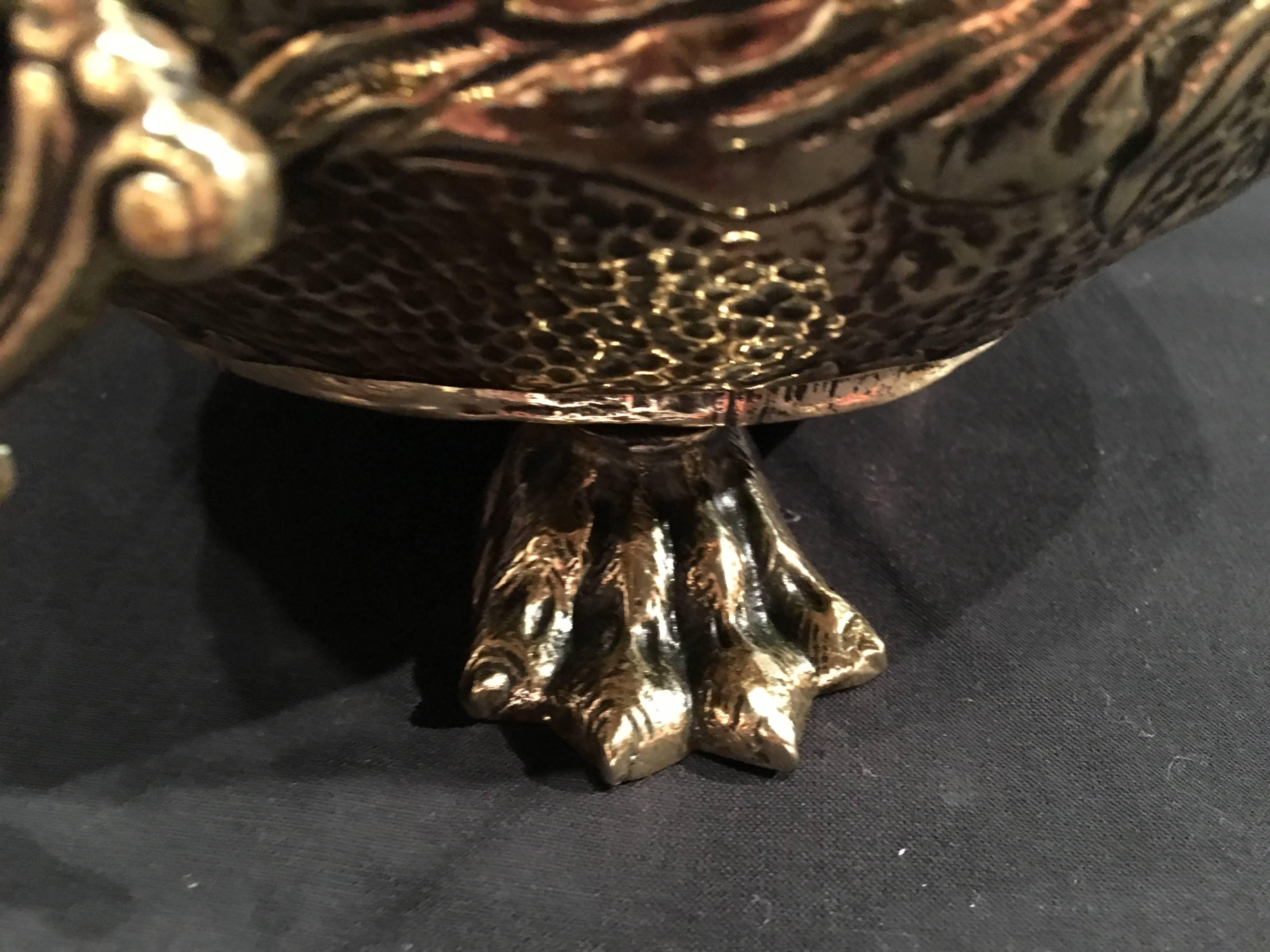French Polished Brass Jardiniere Container Lion Head Ring Handle, 19th Century For Sale 1