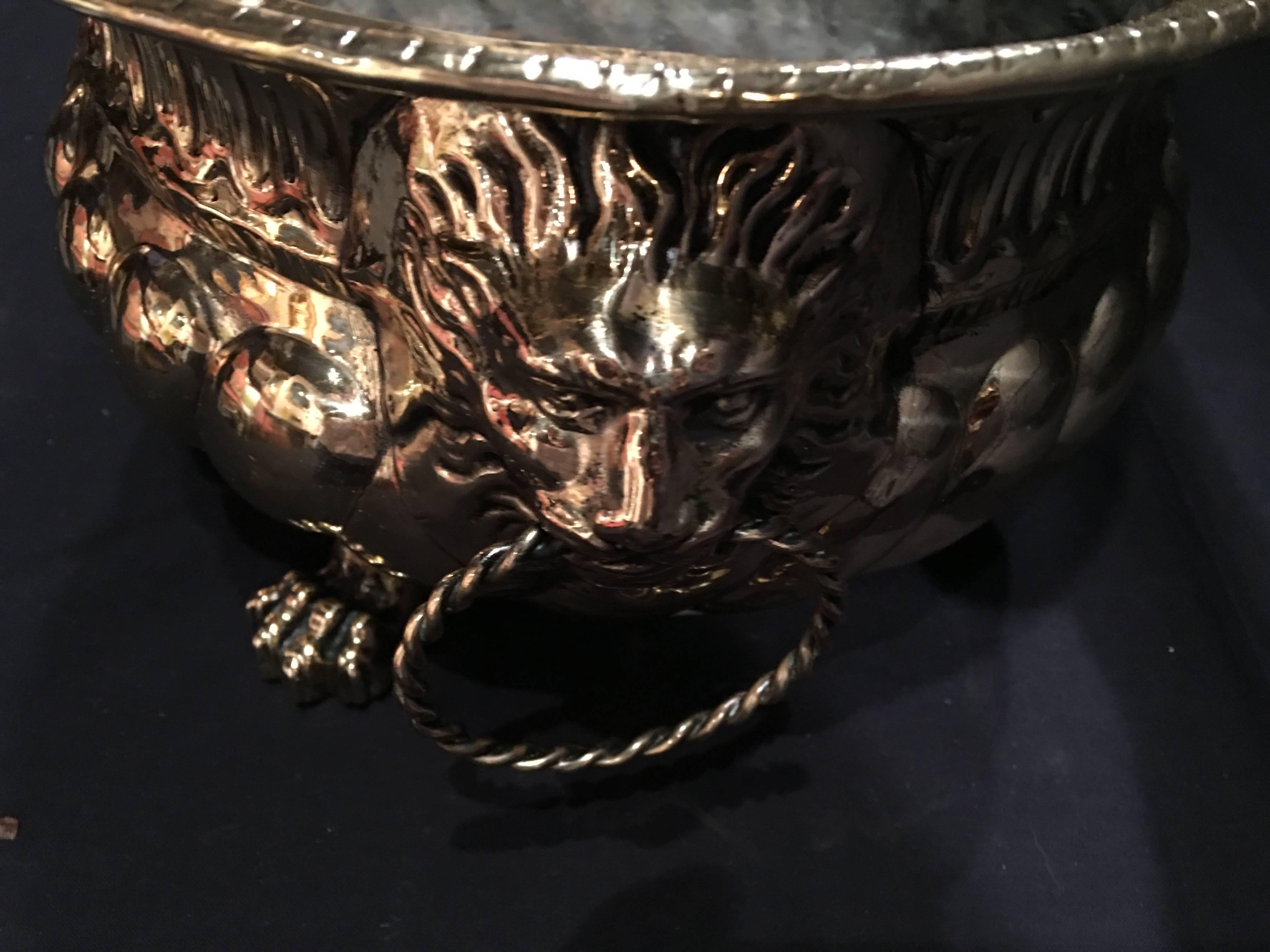 French Polished Brass Jardiniere with Lion Ring Handles, 19th Century In Good Condition For Sale In Savannah, GA