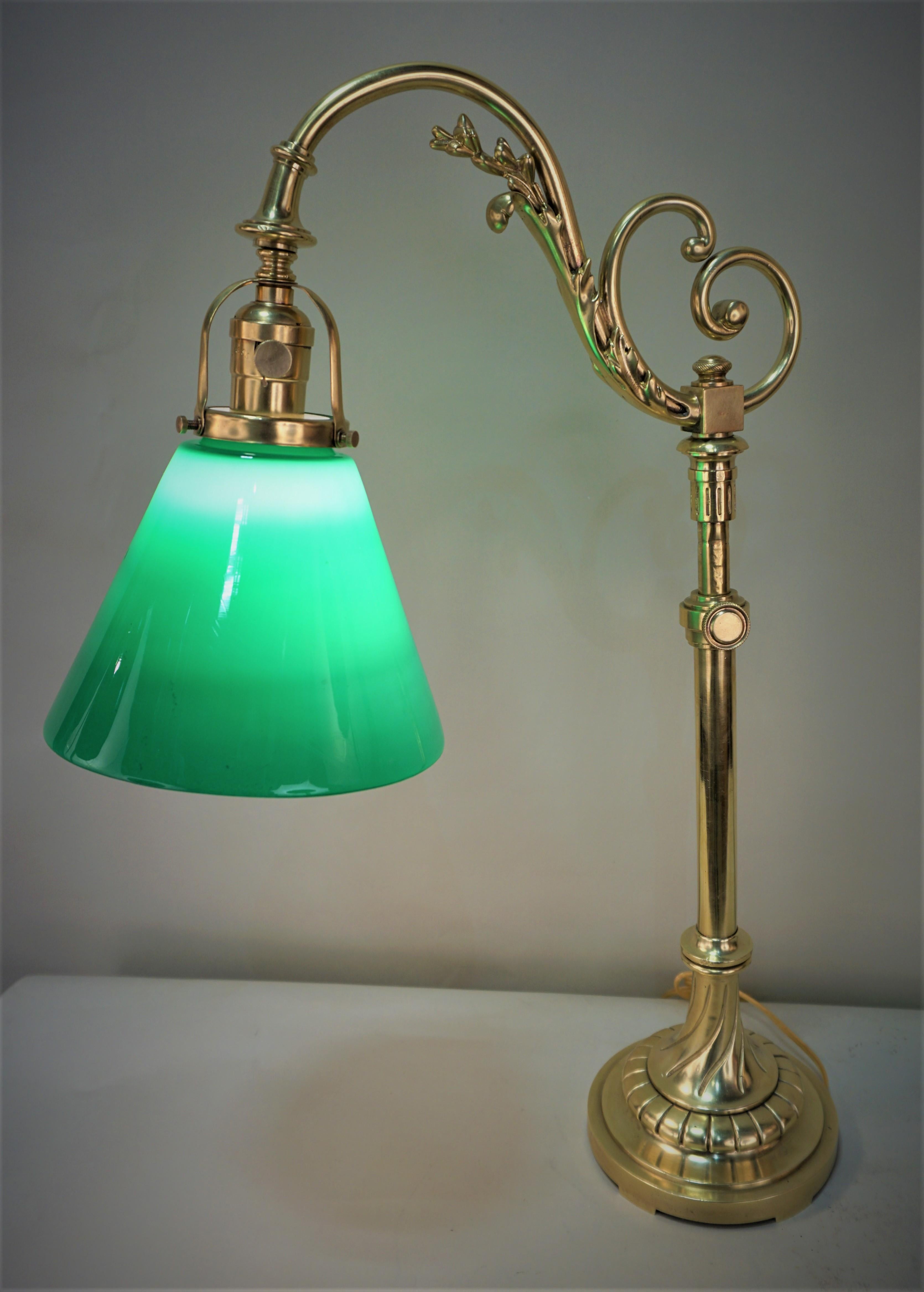 French Polished Bronze Green Glass Shade Table or Desk Lamp In Good Condition In Fairfax, VA