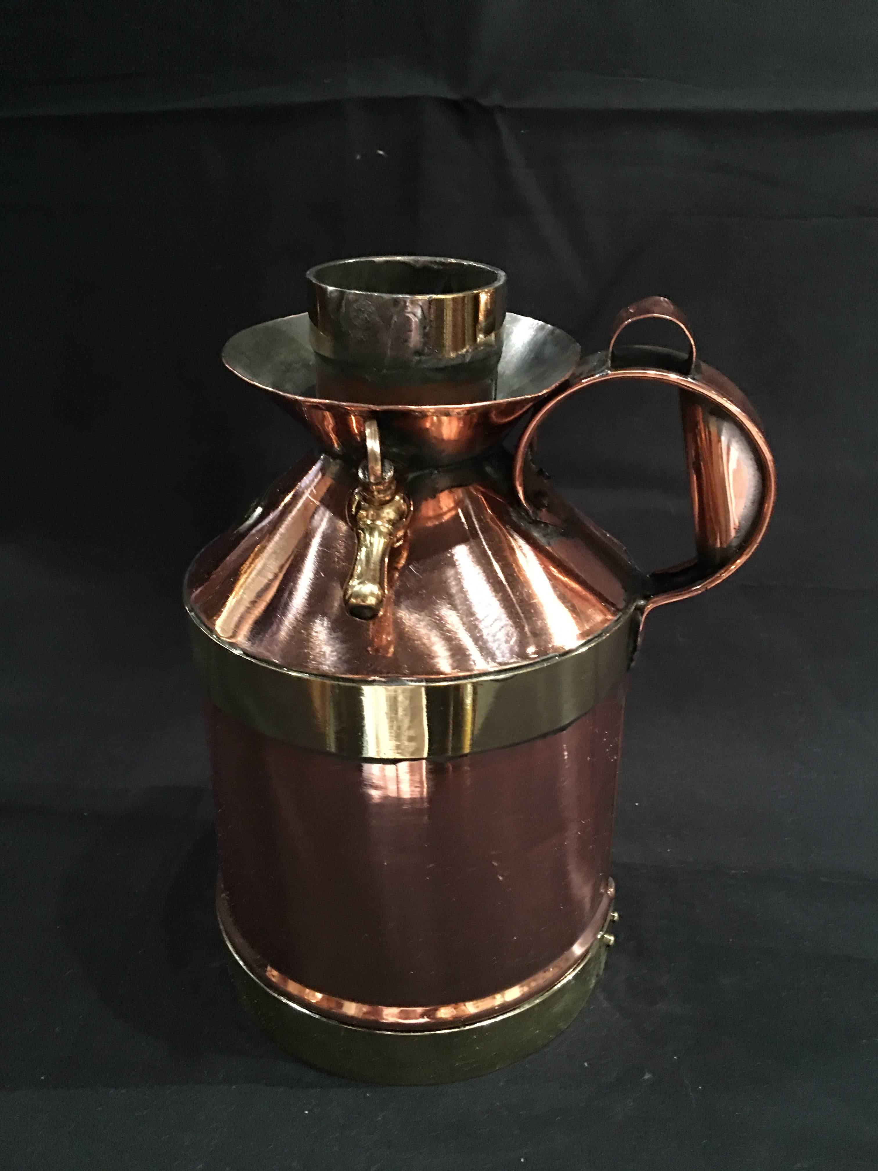 French Polished Copper and Brass 1/2 Gallon Jug or Pitcher, 19th Century In Good Condition In Savannah, GA