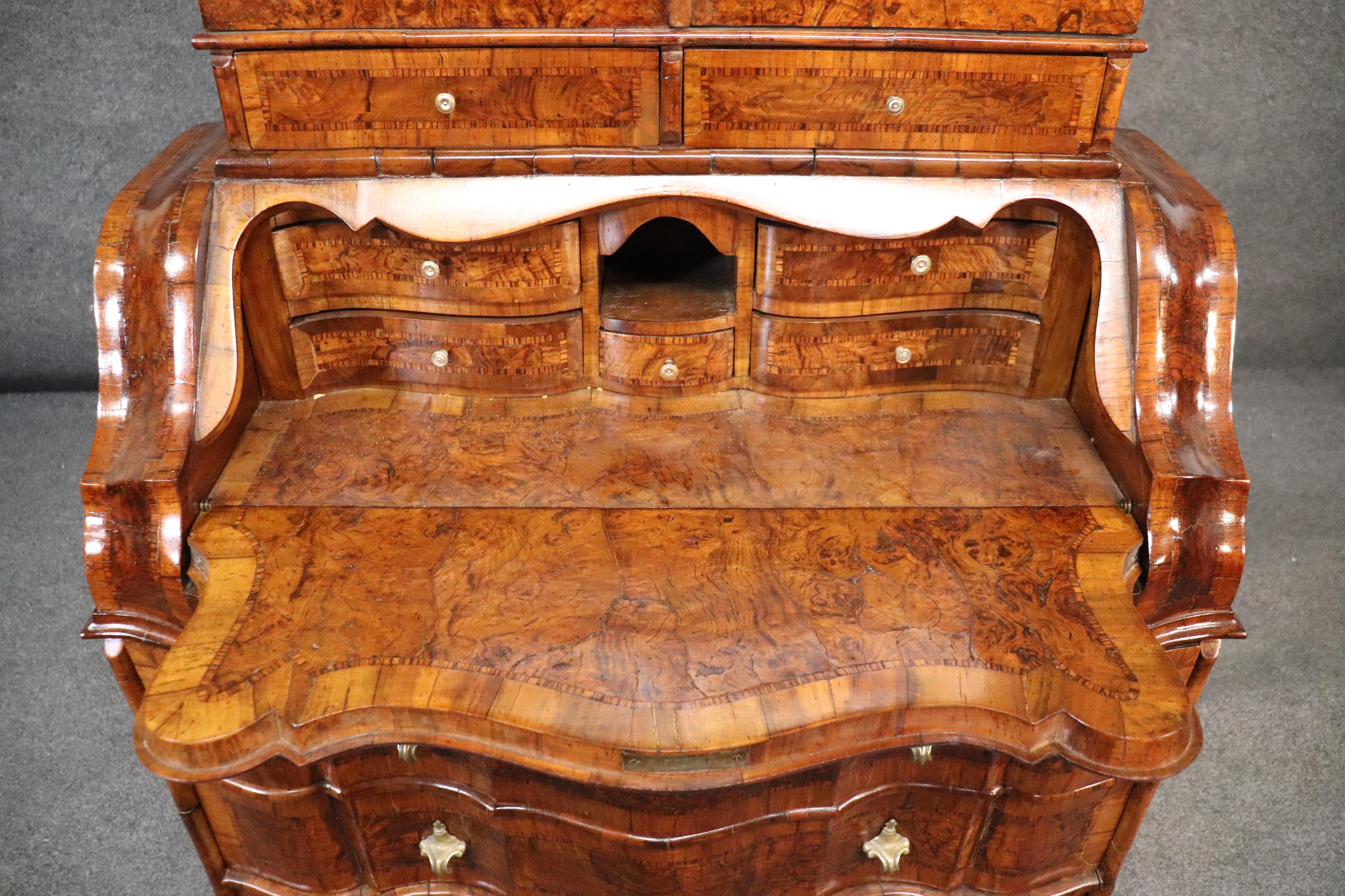 French-Polished Italian Rococo Walnut Secretary Desk Bookcase, circa 1840 10