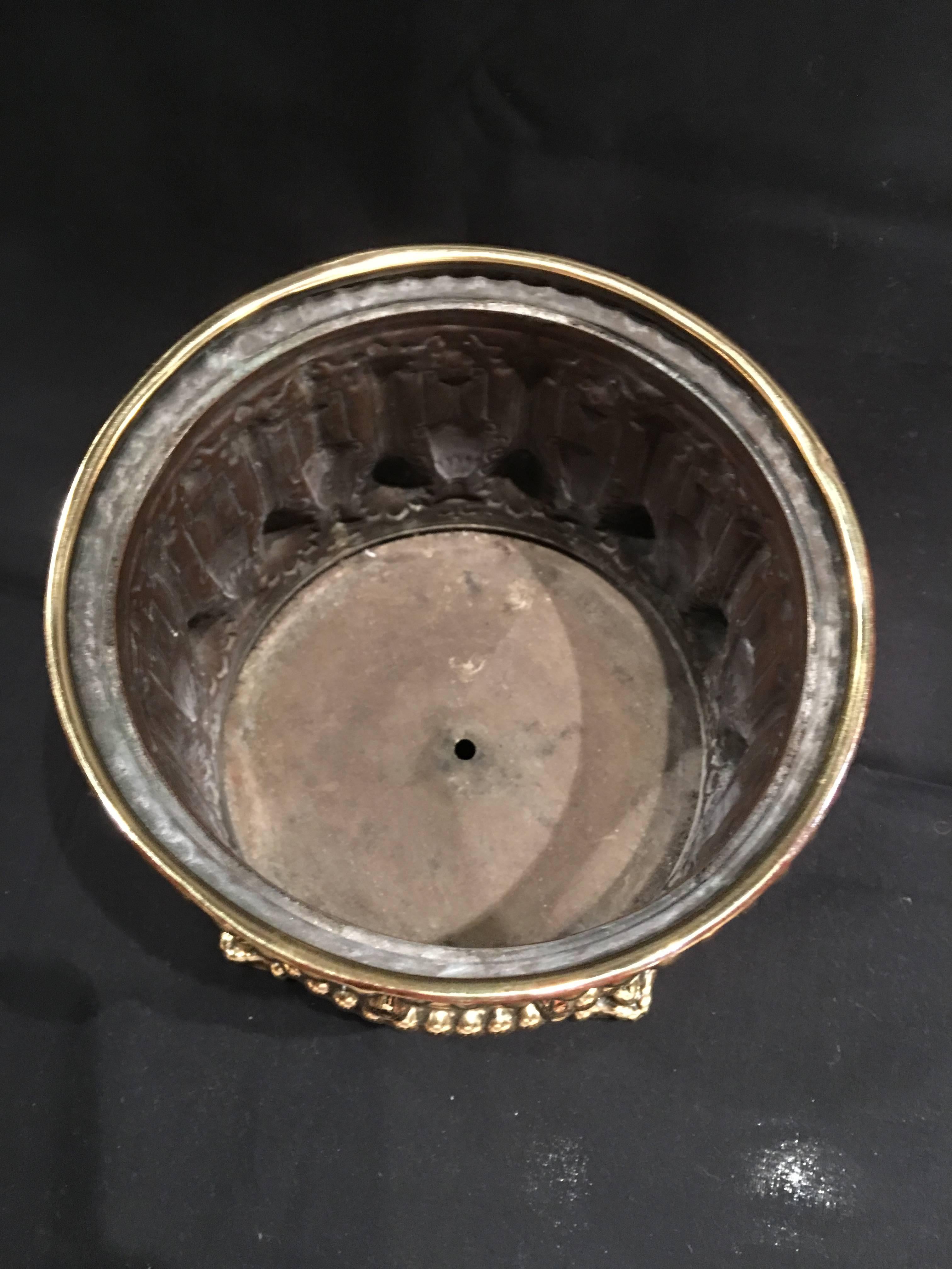 French Polished Round Jardinière or Planter, 19th Century In Good Condition In Savannah, GA