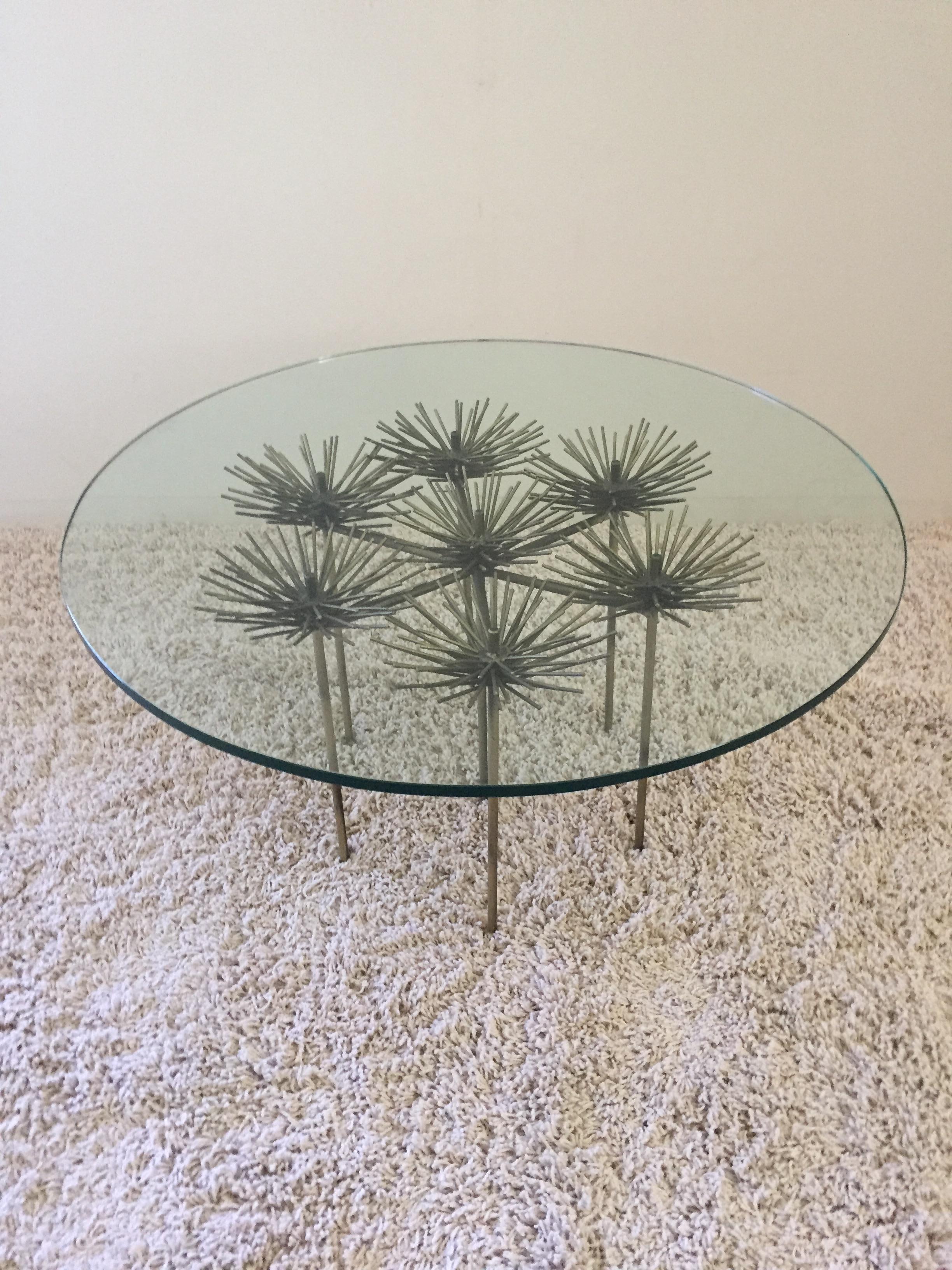 French Pom Pom Bronze Gilt Iron Curtis Jere Style Petite Cocktail Table In Excellent Condition For Sale In Westport, CT