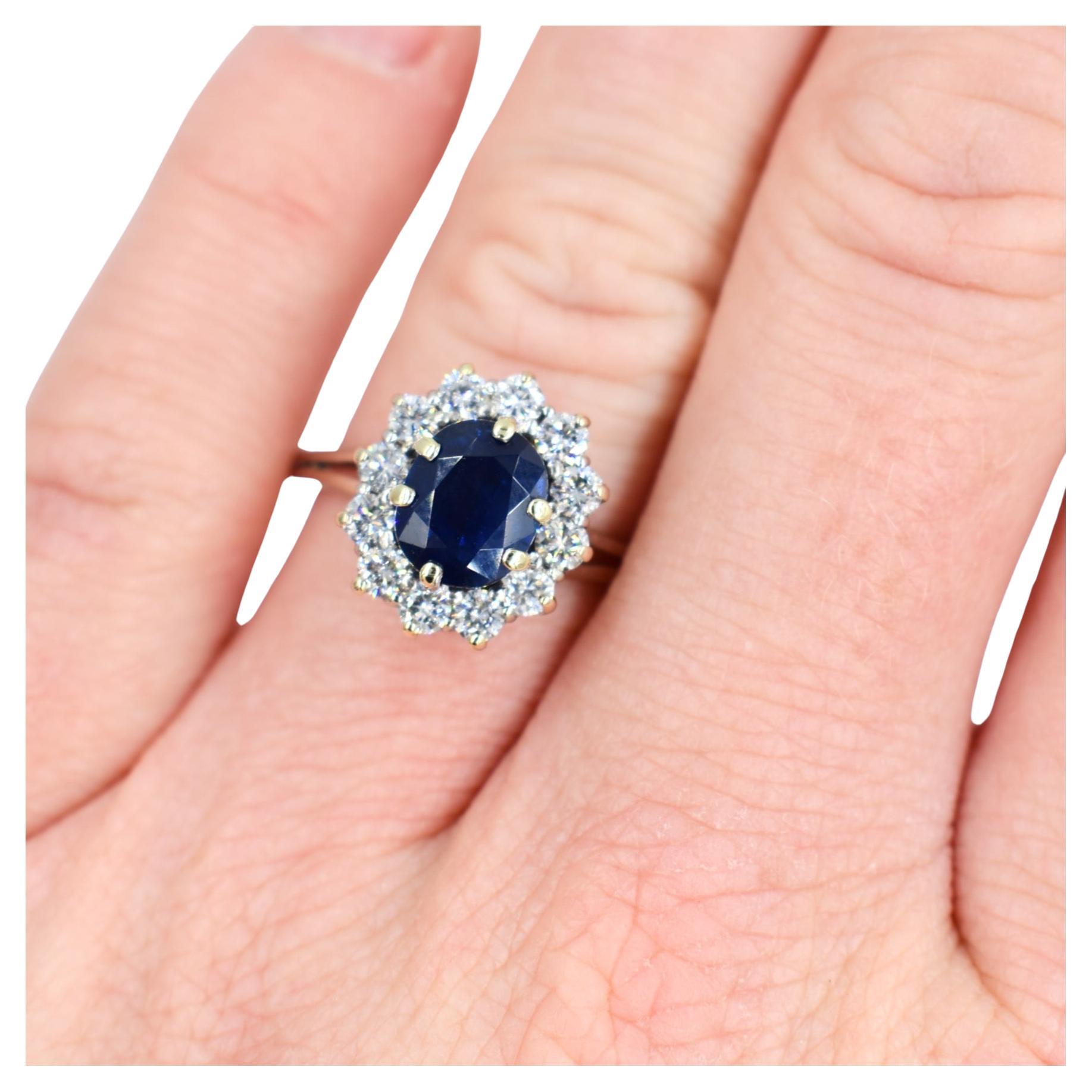 French pompadour 18k ring sapphire 2.20 and diamonds  For Sale