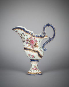 French Porcelain Armorial Ewer and Basin, Samson, circa 1890