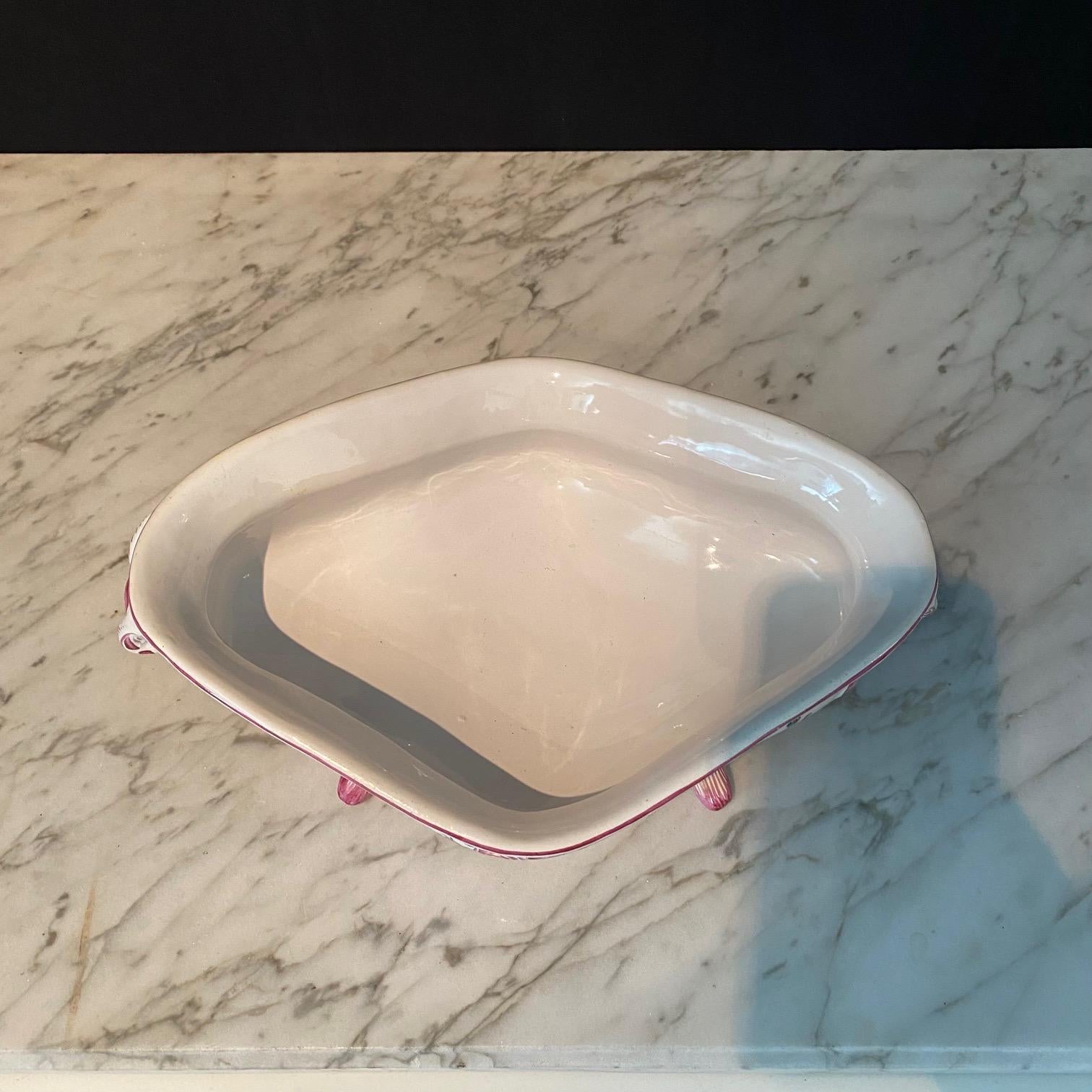 Jardiniere ou soupière et plat en porcelaine de Barbotine et faïence majolique française en vente 2