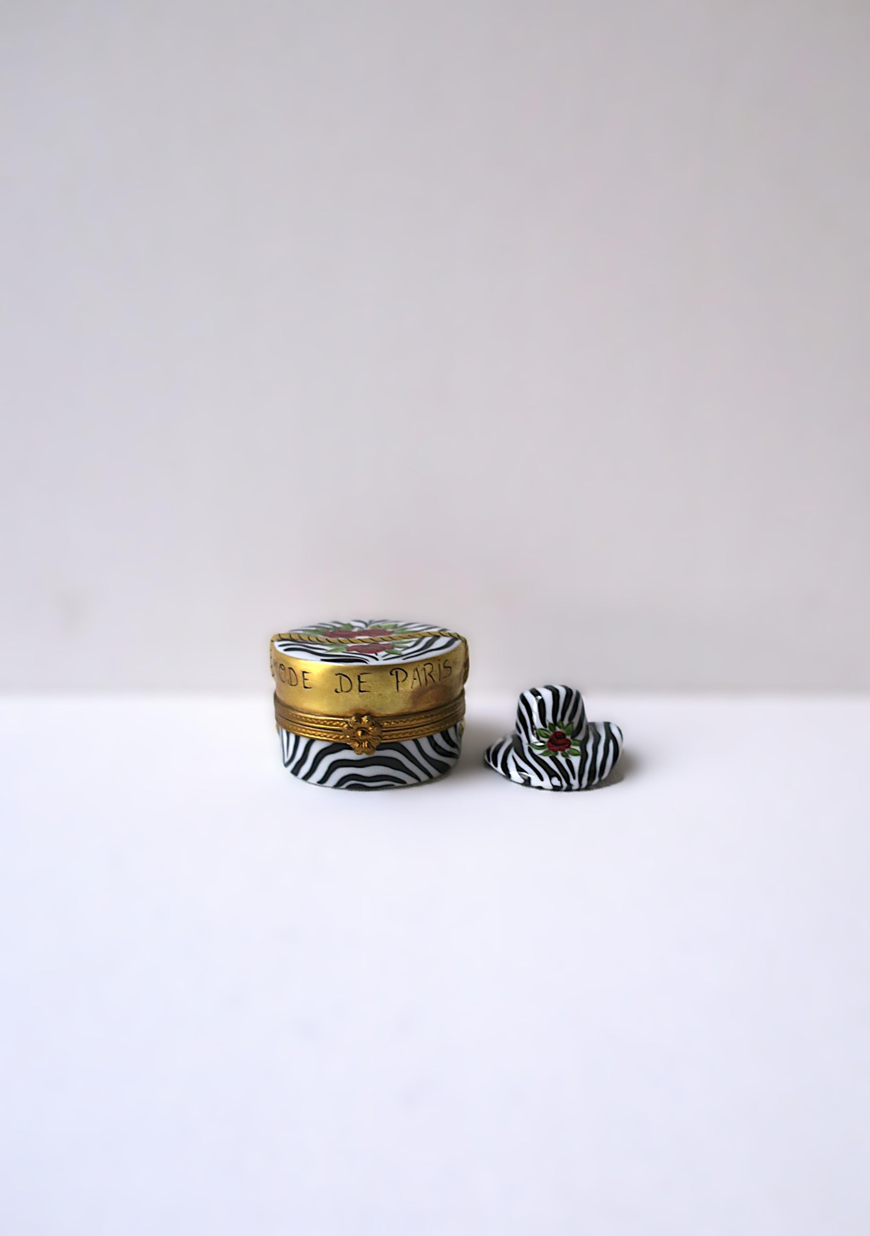 French Porcelain Box Zebra Design In Excellent Condition In New York, NY