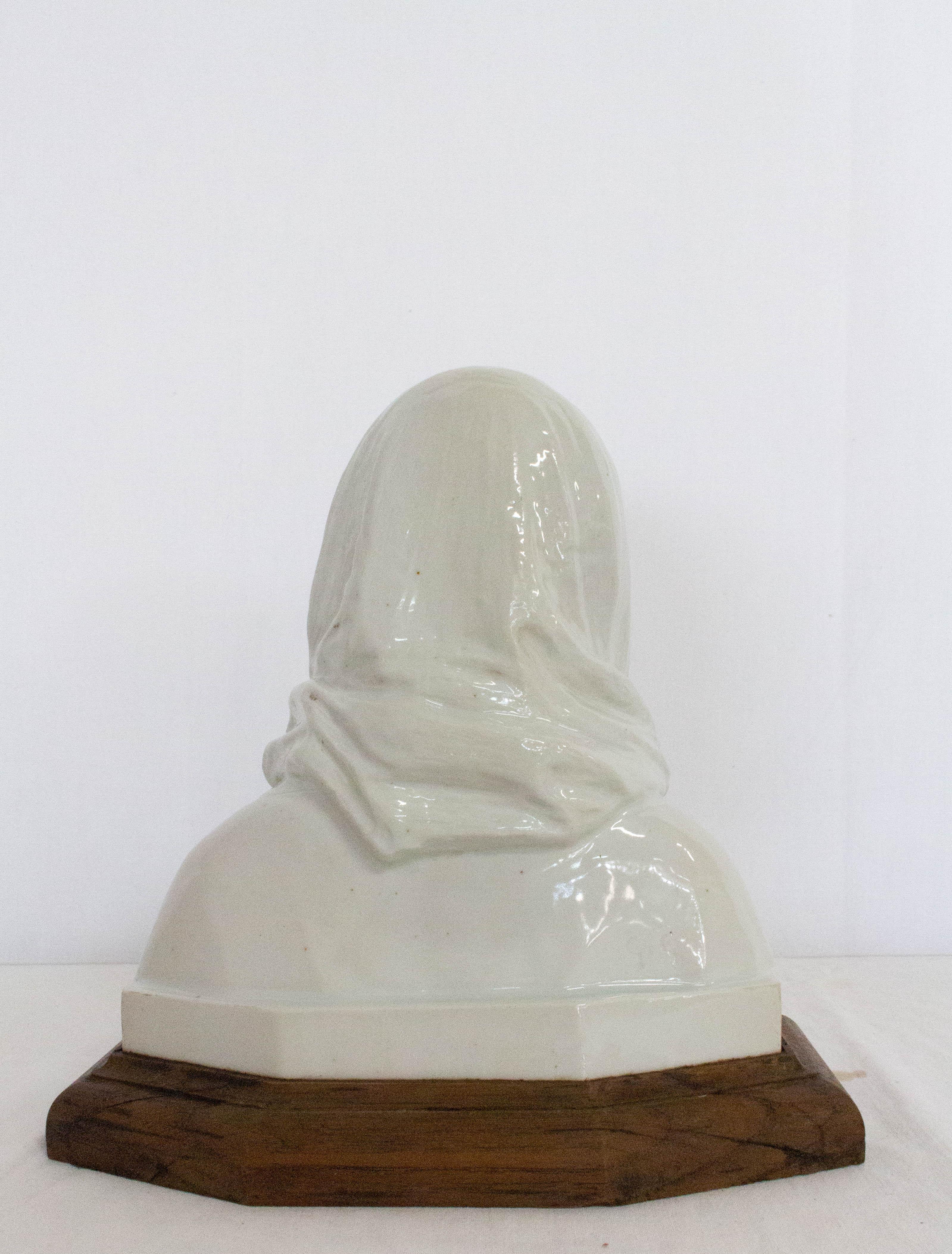 French Porcelain Bust of Virgin Mary, Late 19th Century 1