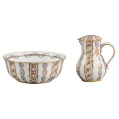 Aiguière et bol couverts en porcelaine française, Sèvres, vers 1765