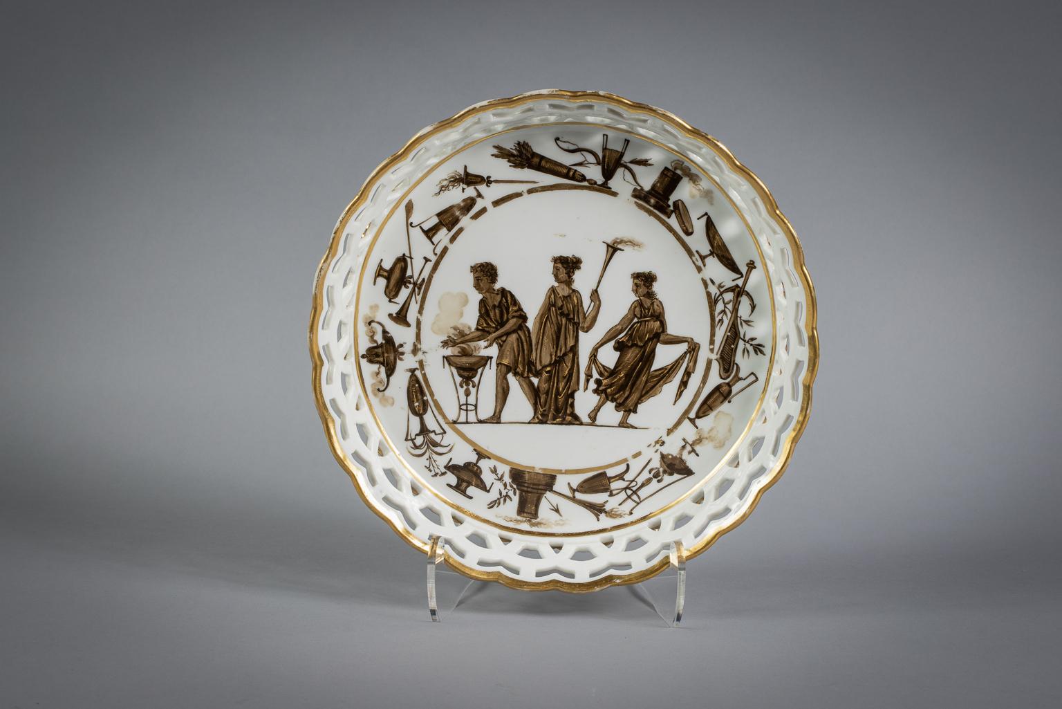 French Porcelain Dessert Service, circa 1840 For Sale 2