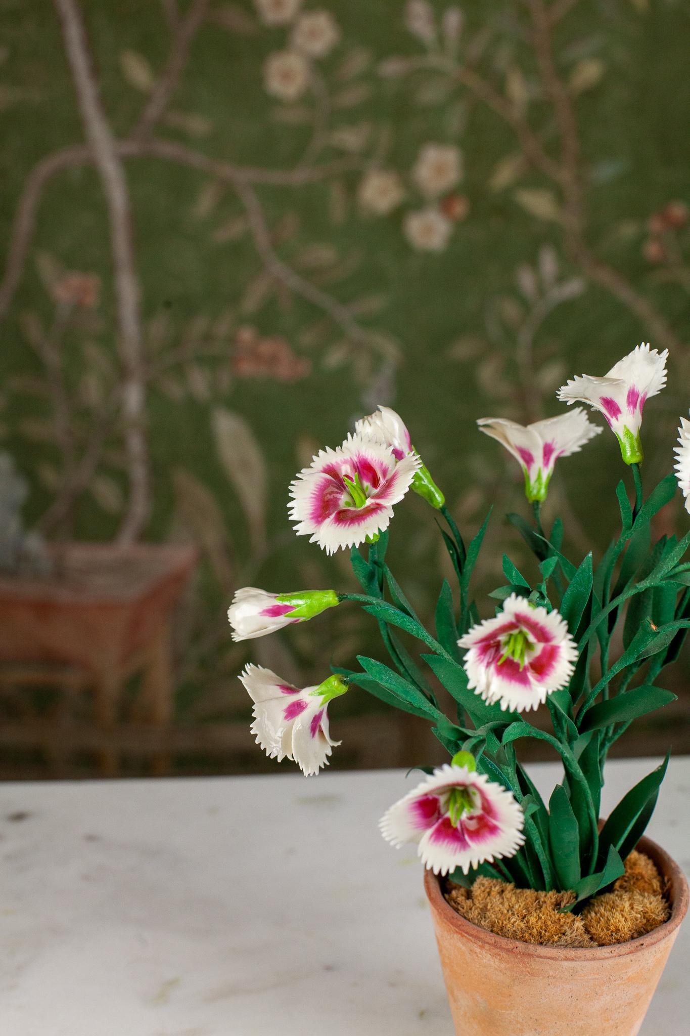 French Porcelain Dianthus In Good Condition In Bloomfield Hills, MI
