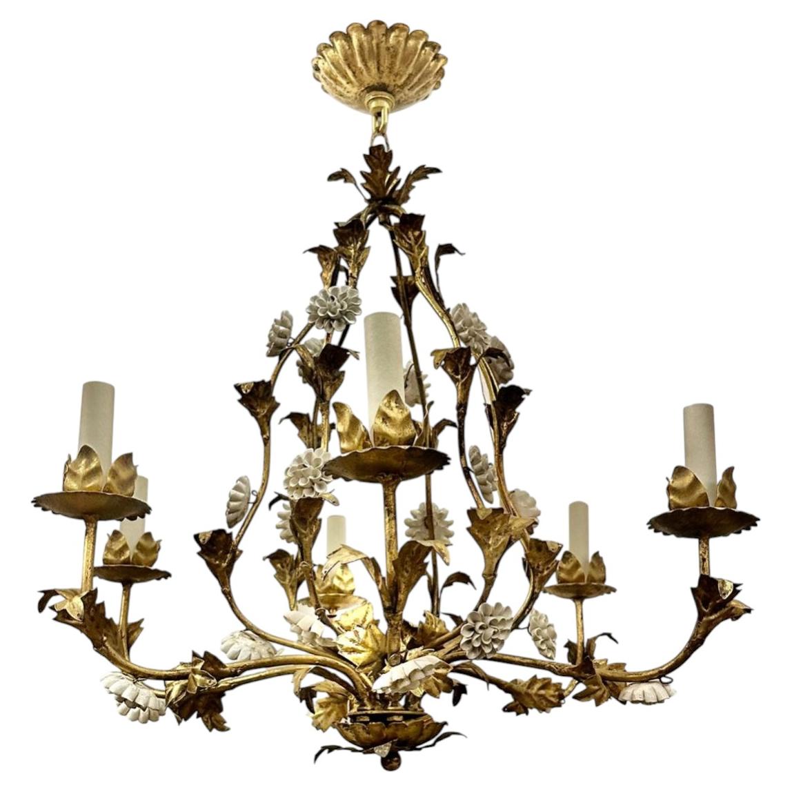 Lustre à fleurs en porcelaine