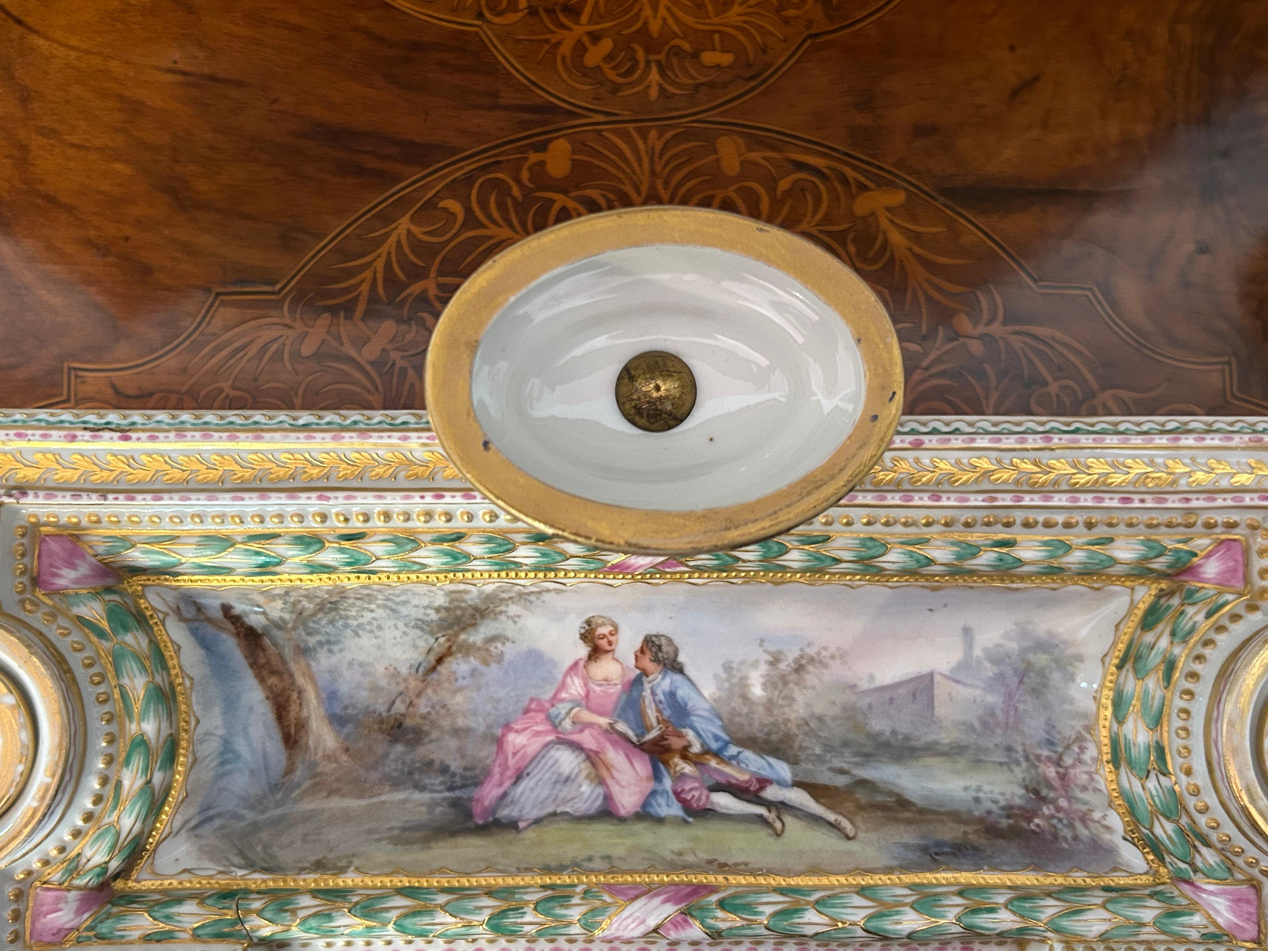 Französisches Porzellan-Tintenfass, Sèvres-Stil, 19. Jahrhundert im Angebot 8