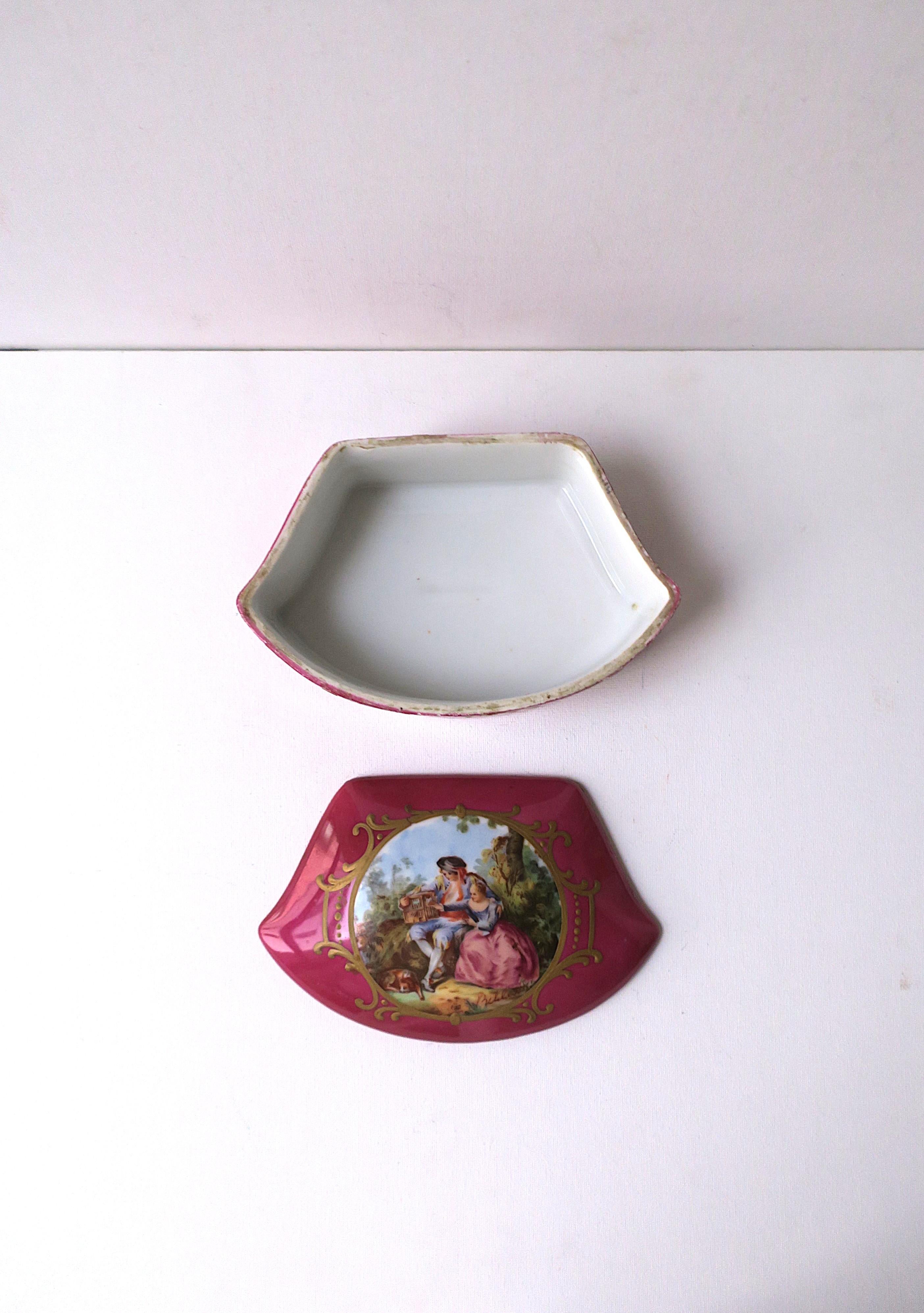 French Porcelain Jewelry Box For Sale 2