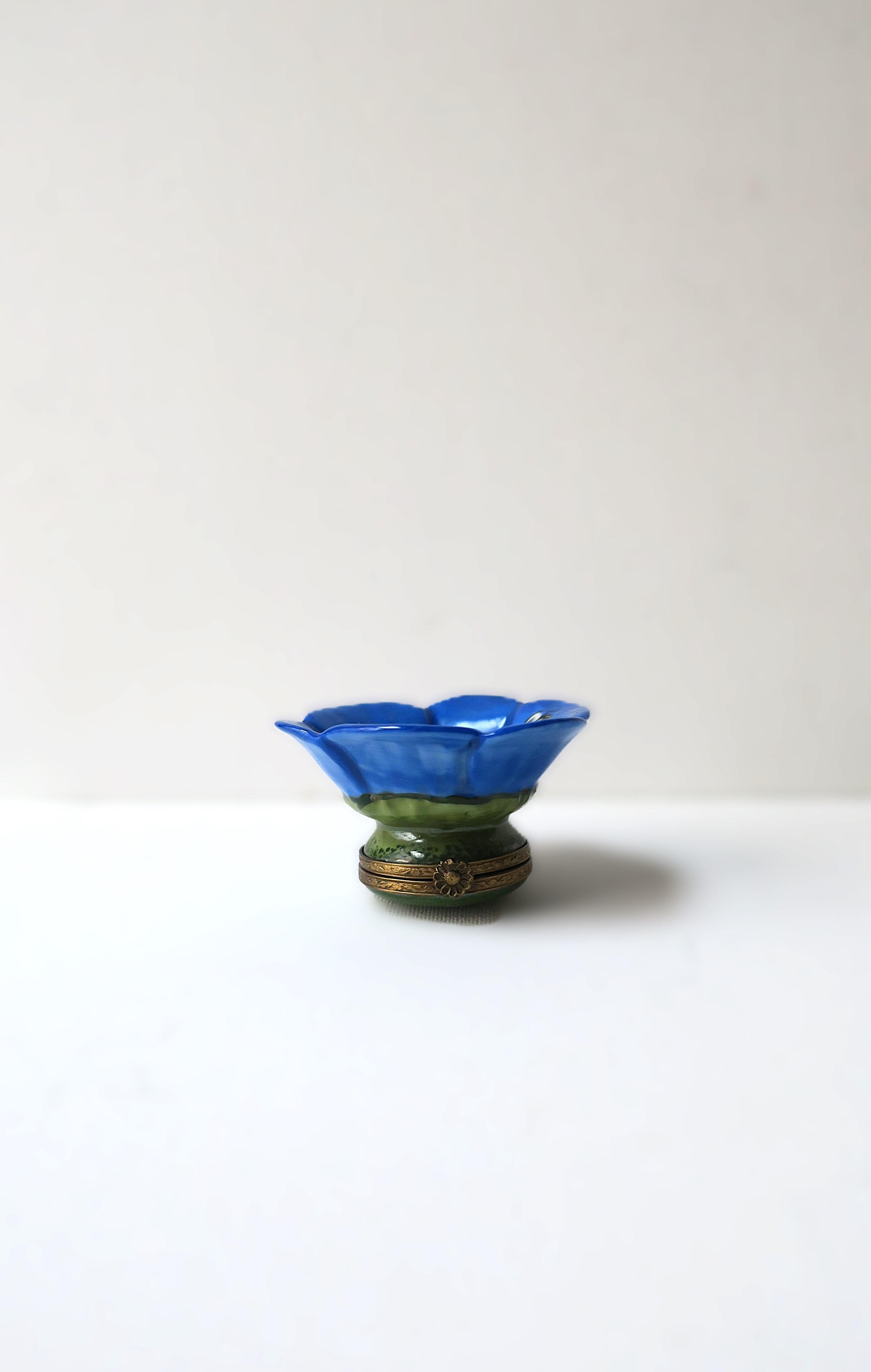 Plato pastillero de porcelana francesa Moderno orgánico en venta