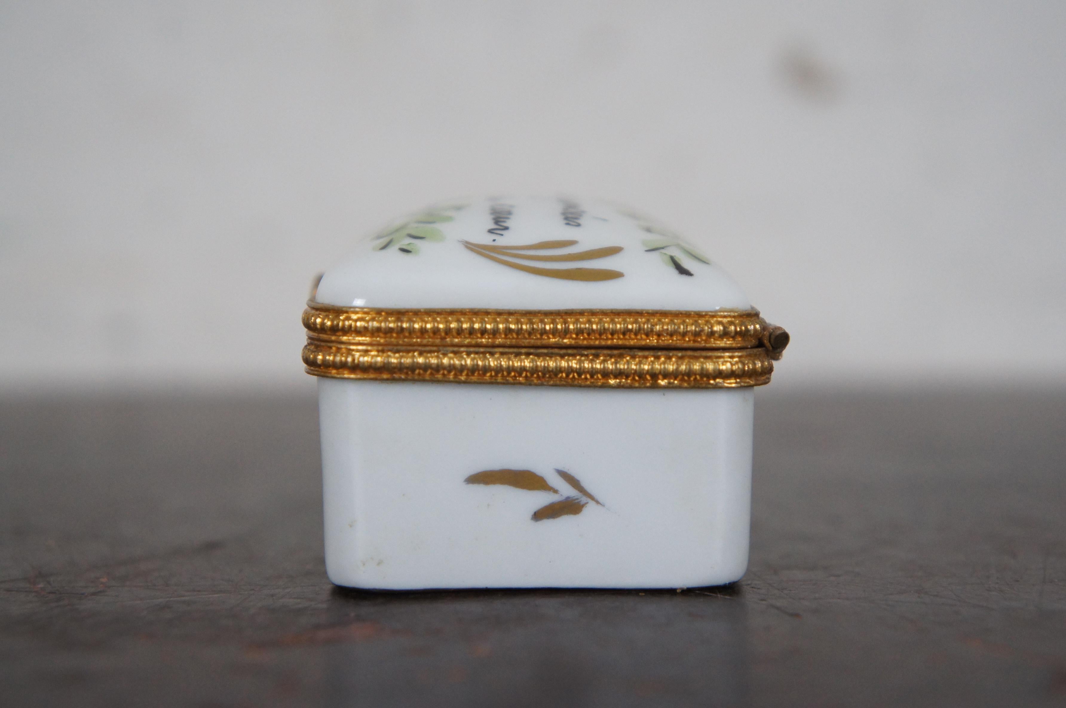 20th Century French Porcelain Limoges Trinket Keepsake Box Viennent du Coeur
