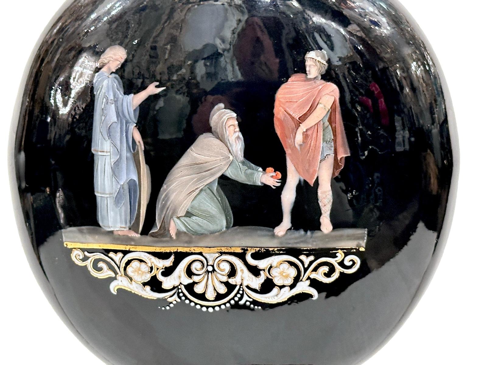 Lámpara de mesa neoclásica de porcelana francesa Francés en venta
