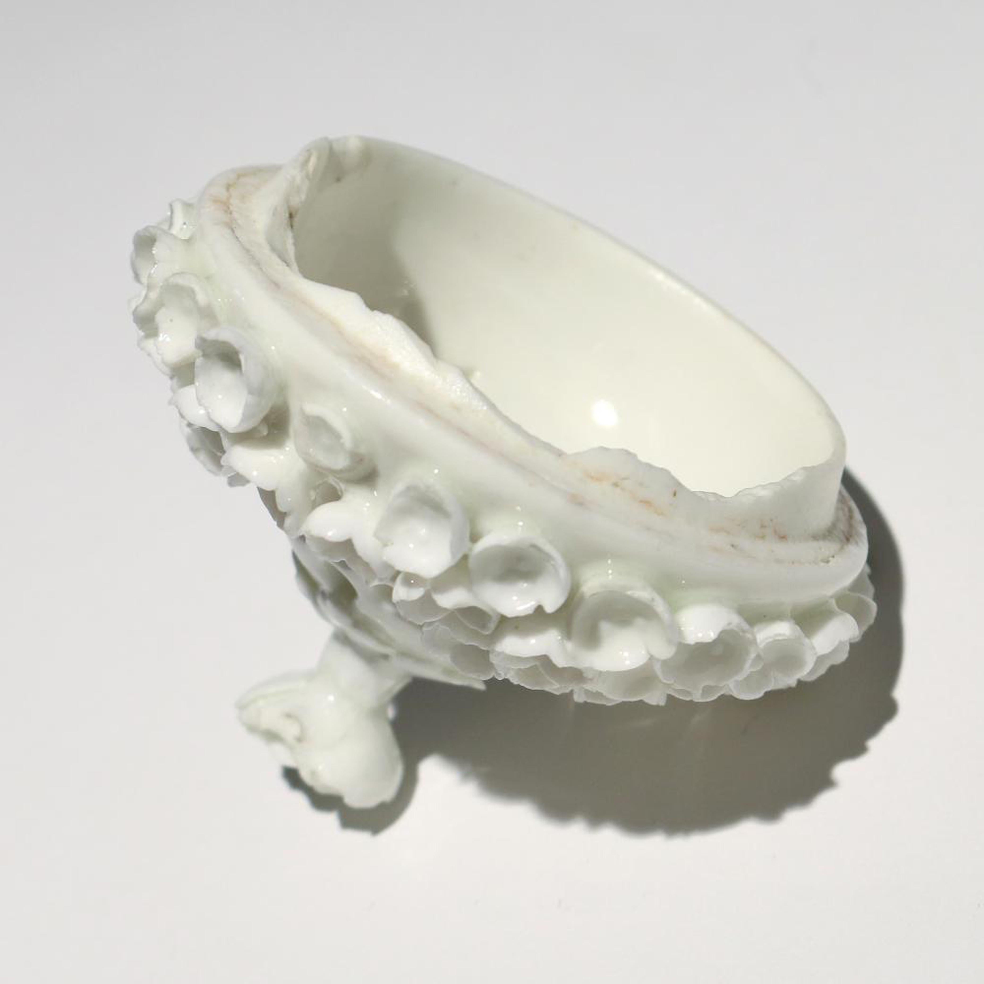 Rococo French Porcelain Pot Pourri Jar and Cover, Mennecy, circa 1750-1755