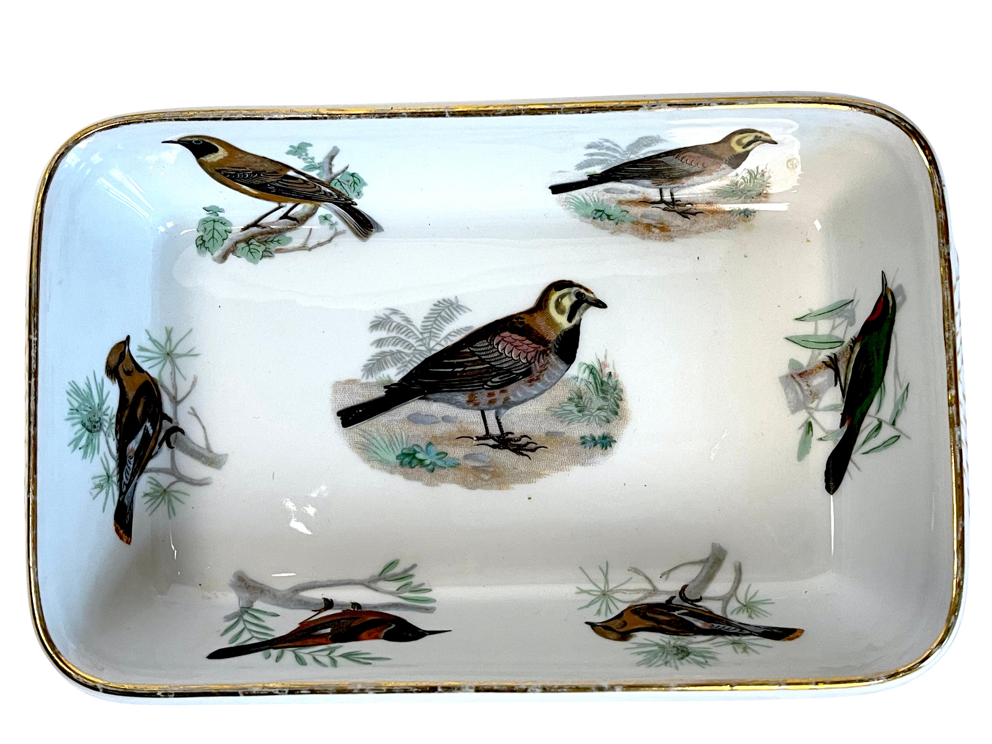 French Porcelain Serving Pieces Group of Four with Bird Decoration For Sale 3